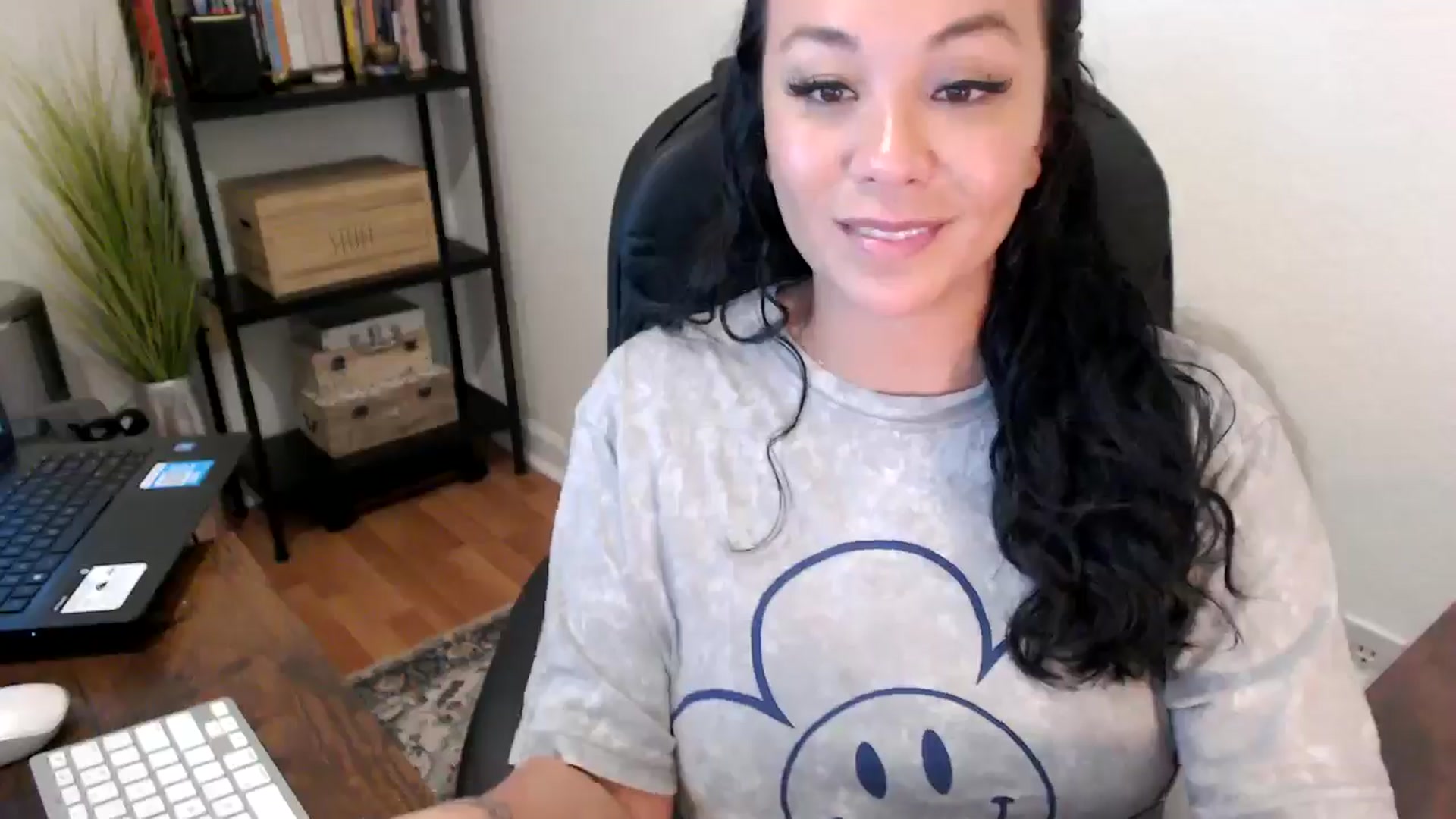 Gallery image thumbnail from MickaylaMoon's myfreecams stream on, 08/16/2024, 21:06 image 7 of 20