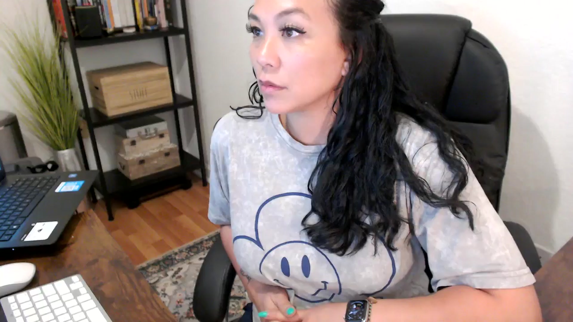 Gallery image thumbnail from MickaylaMoon's myfreecams stream on, 08/16/2024, 22:10 image 1 of 20