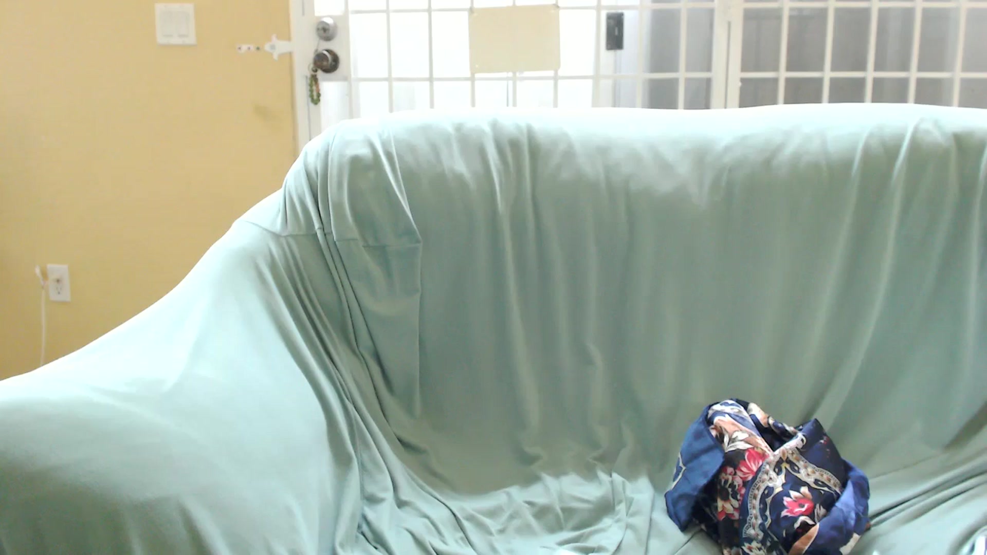 Gallery image thumbnail from MickaylaMoon's myfreecams stream on, 08/17/2024, 19:28 image 10 of 20