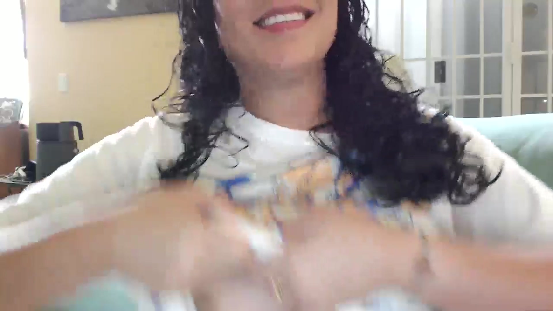 Gallery image thumbnail from MickaylaMoon's myfreecams stream on, 08/17/2024, 19:28 image 3 of 20