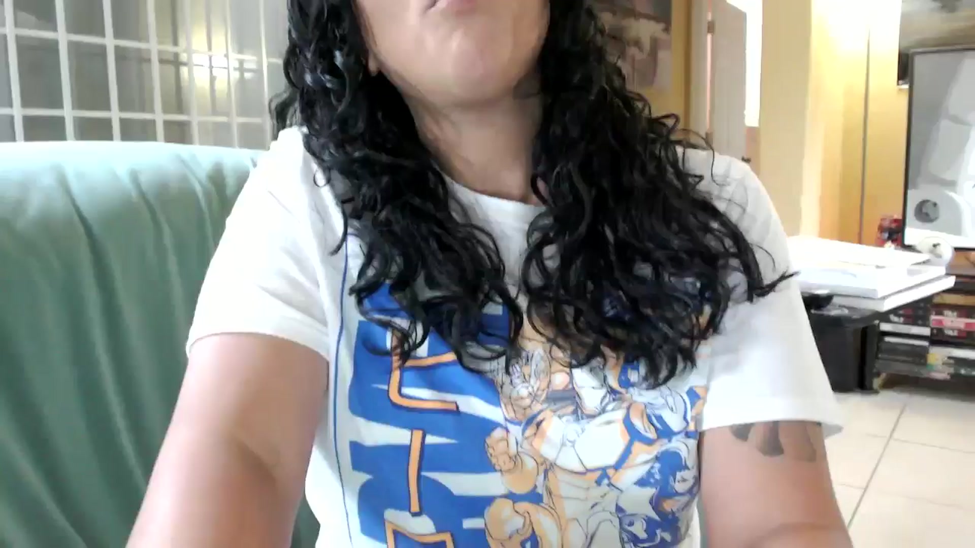 Gallery image thumbnail from MickaylaMoon's myfreecams stream on, 08/17/2024, 20:04 image 19 of 20