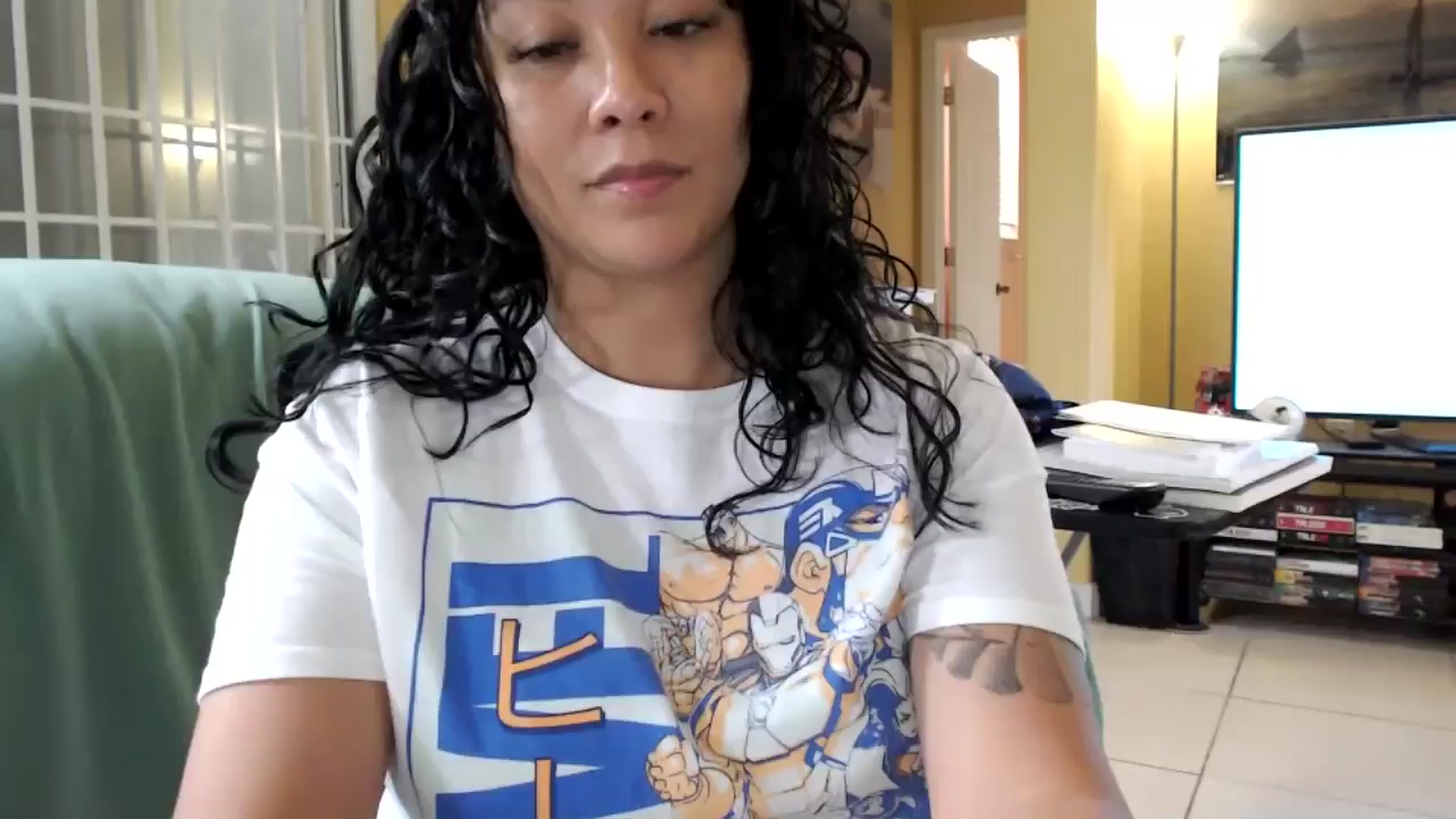 Gallery image thumbnail from MickaylaMoon's myfreecams stream on, 08/17/2024, 20:04 image 13 of 20
