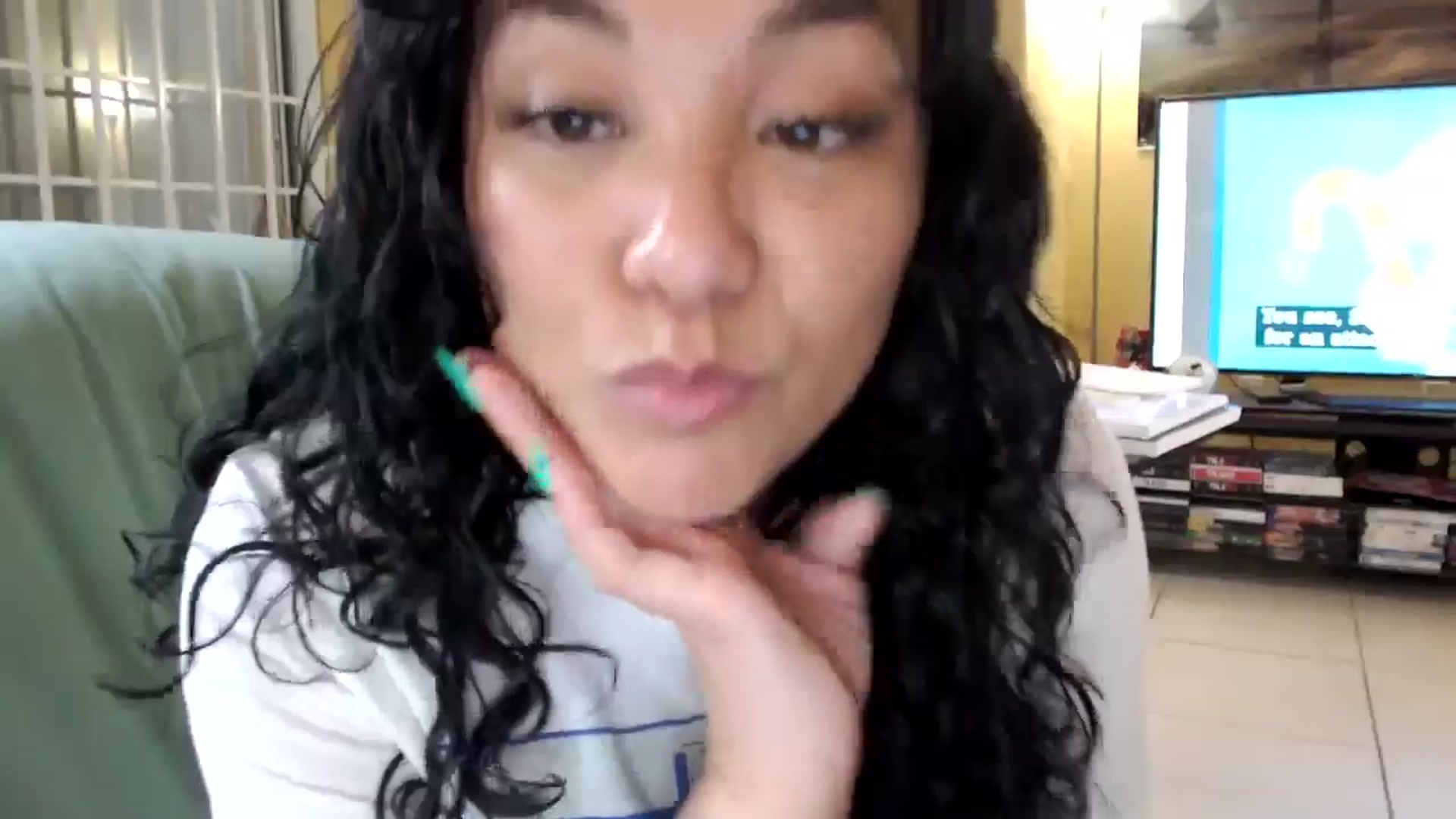 Gallery image thumbnail from MickaylaMoon's myfreecams stream on, 08/17/2024, 21:05 image 14 of 20