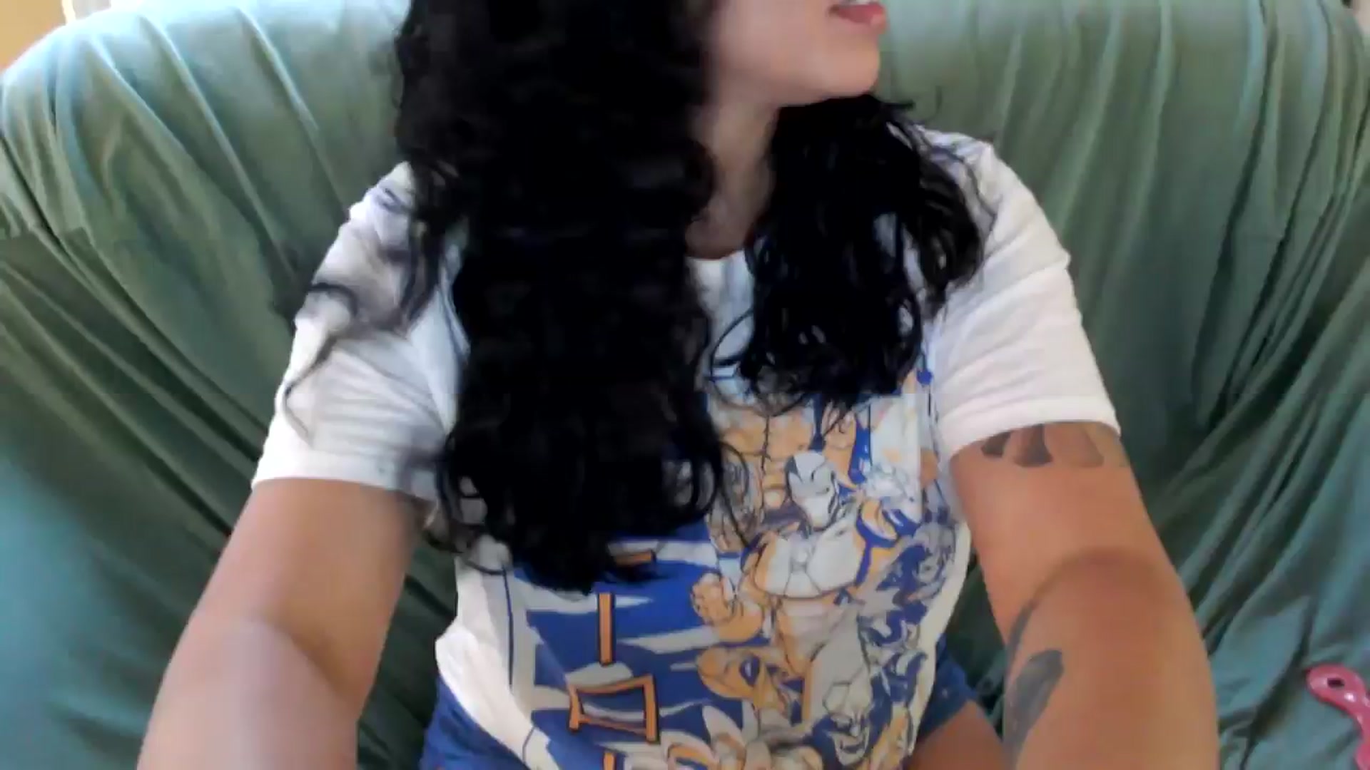 Gallery image thumbnail from MickaylaMoon's myfreecams stream on, 08/17/2024, 23:10 image 15 of 20