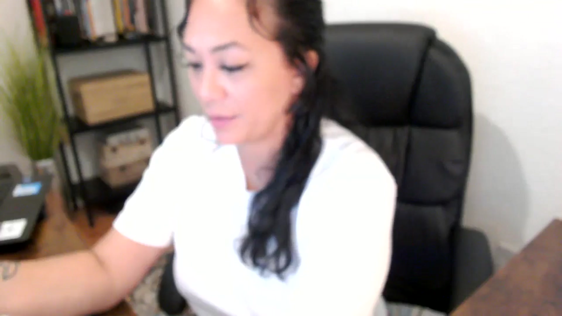 Gallery image thumbnail from MickaylaMoon's myfreecams stream on, 08/20/2024, 14:34 image 10 of 20
