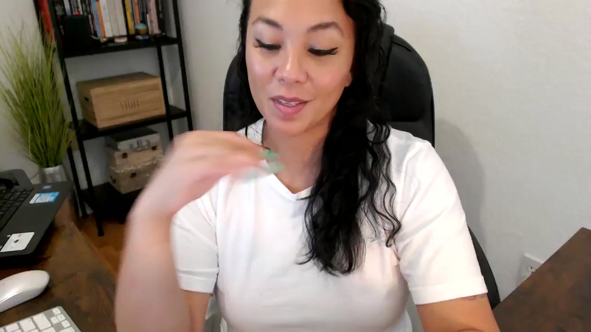 Gallery image thumbnail from MickaylaMoon's myfreecams stream on, 08/20/2024, 22:07 image 20 of 20