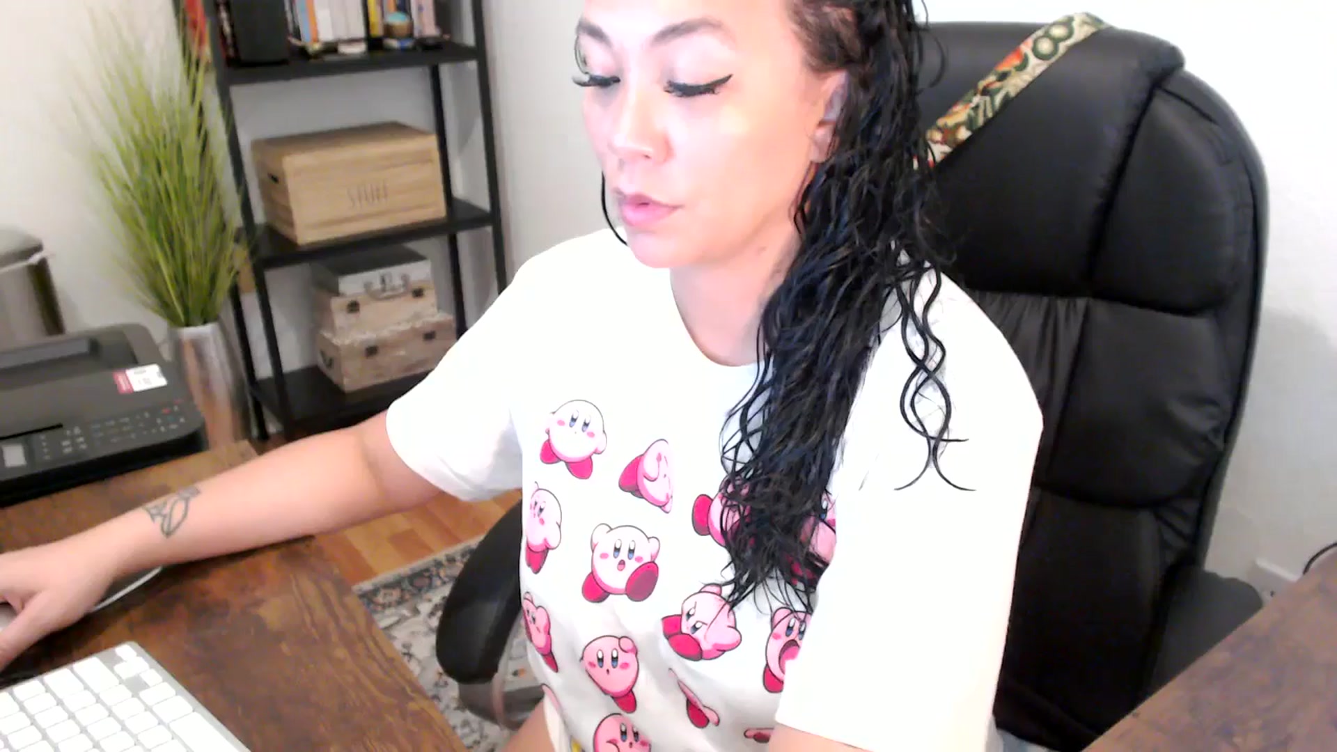 Gallery image thumbnail from MickaylaMoon's myfreecams stream on, 08/21/2024, 14:29 image 10 of 20