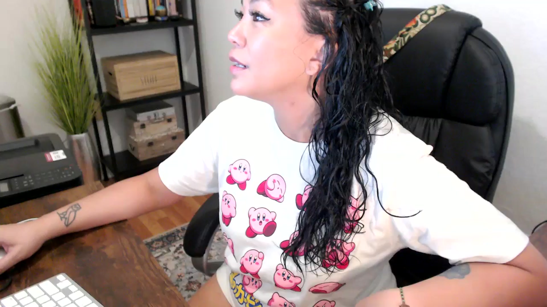 Gallery image thumbnail from MickaylaMoon's myfreecams stream on, 08/21/2024, 14:29 image 1 of 20