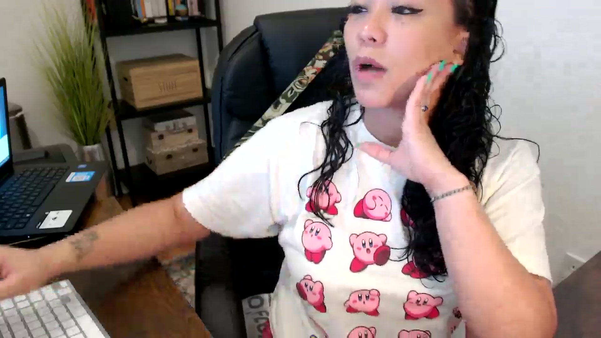 Gallery image thumbnail from MickaylaMoon's myfreecams stream on, 08/21/2024, 15:05 image 12 of 20