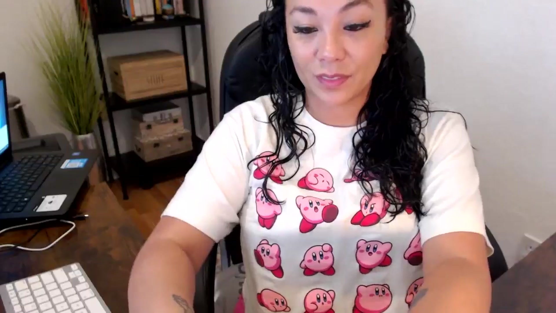 Gallery image thumbnail from MickaylaMoon's myfreecams stream on, 08/21/2024, 15:05 image 16 of 20