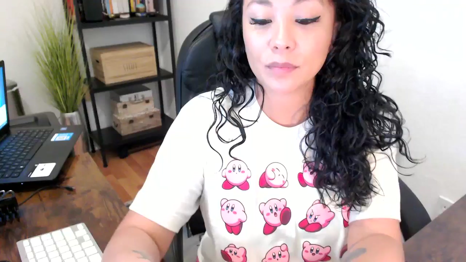 Gallery image thumbnail from MickaylaMoon's myfreecams stream on, 08/21/2024, 17:19 image 1 of 20
