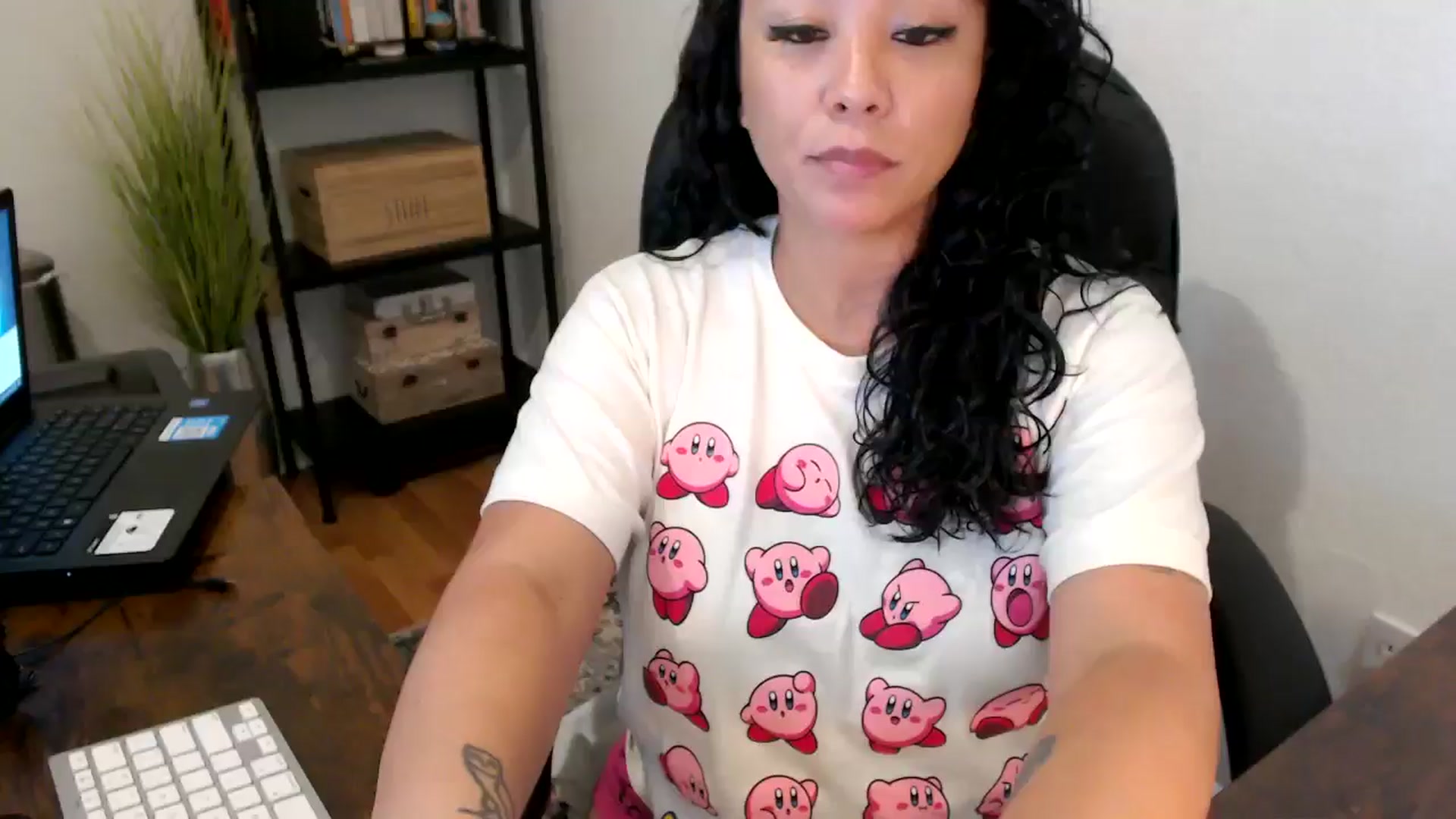 Gallery image thumbnail from MickaylaMoon's myfreecams stream on, 08/21/2024, 17:19 image 6 of 20