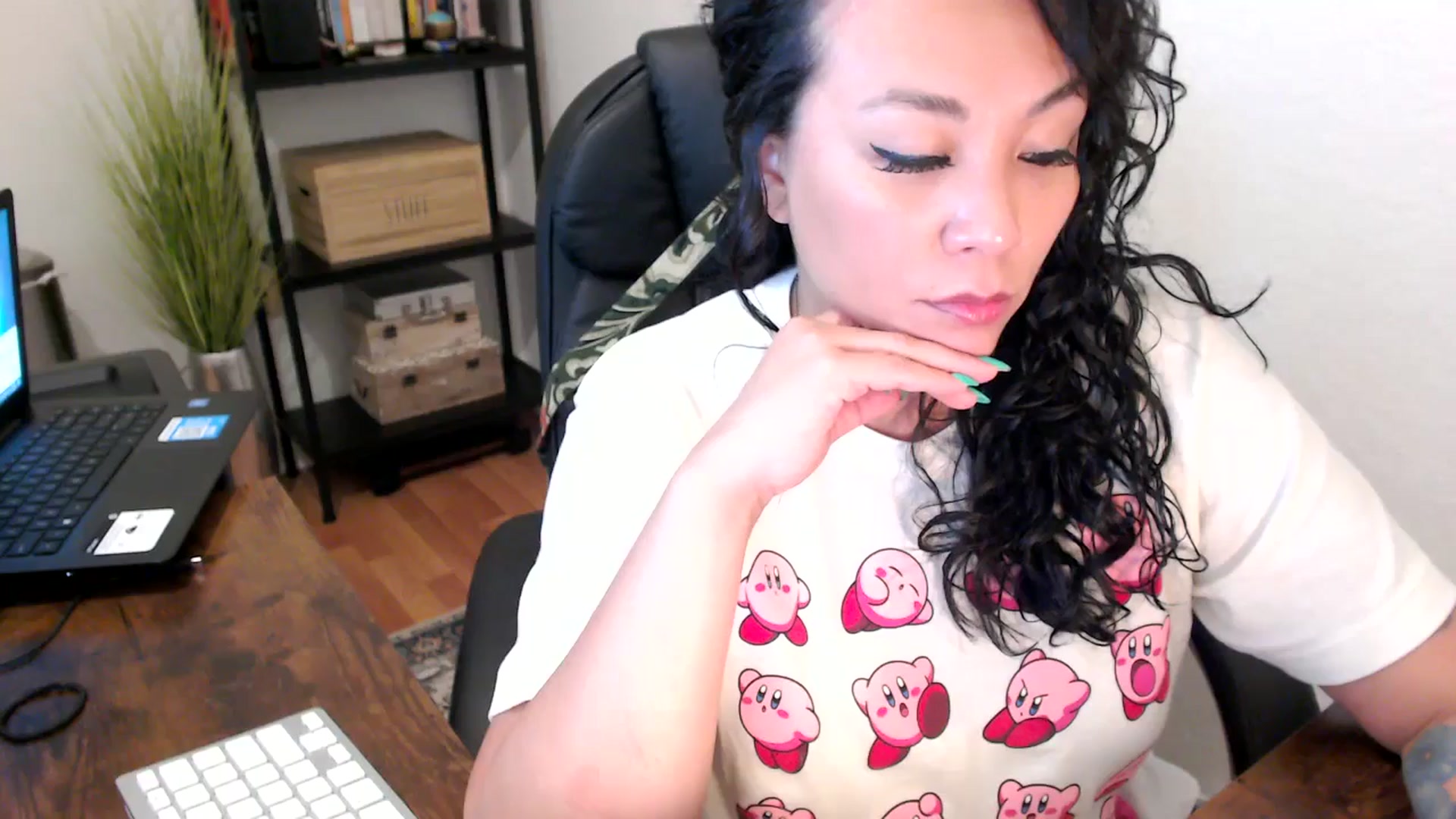 Gallery image thumbnail from MickaylaMoon's myfreecams stream on, 08/21/2024, 18:43 image 14 of 20