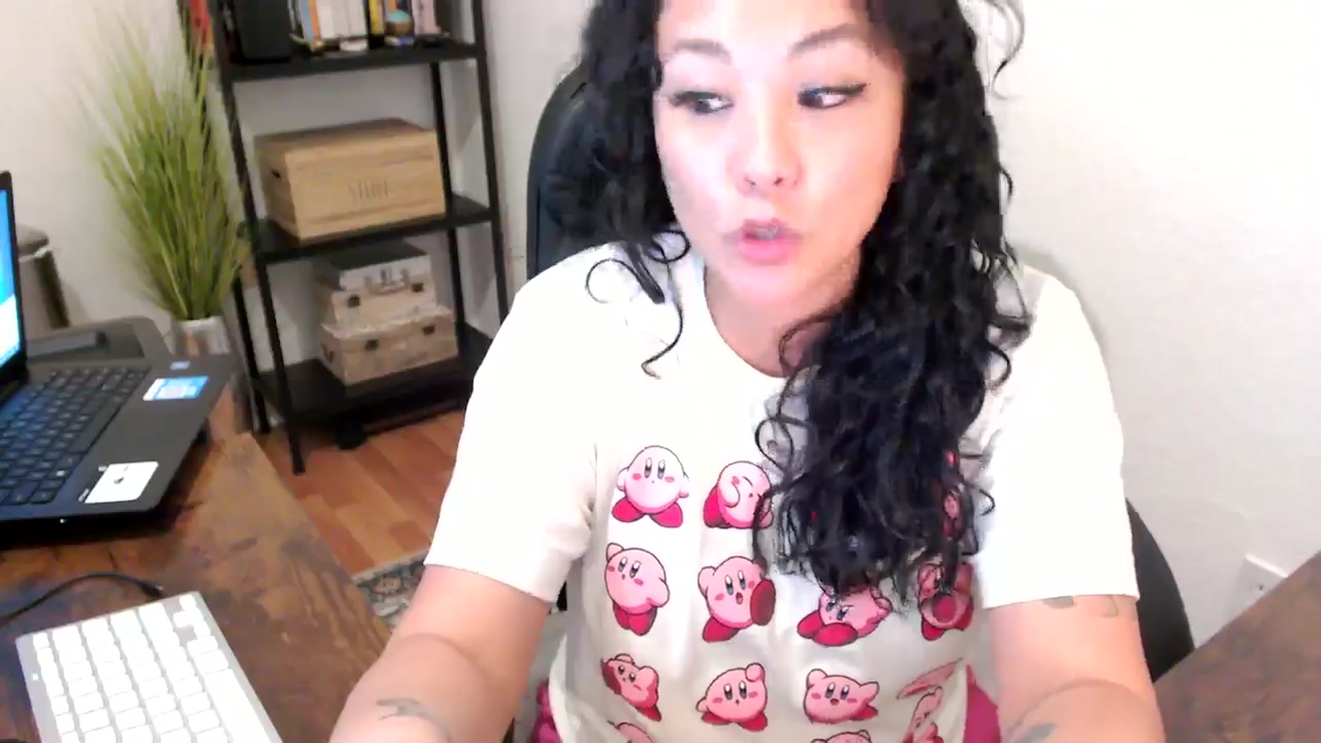 Gallery image thumbnail from MickaylaMoon's myfreecams stream on, 08/21/2024, 18:43 image 3 of 20