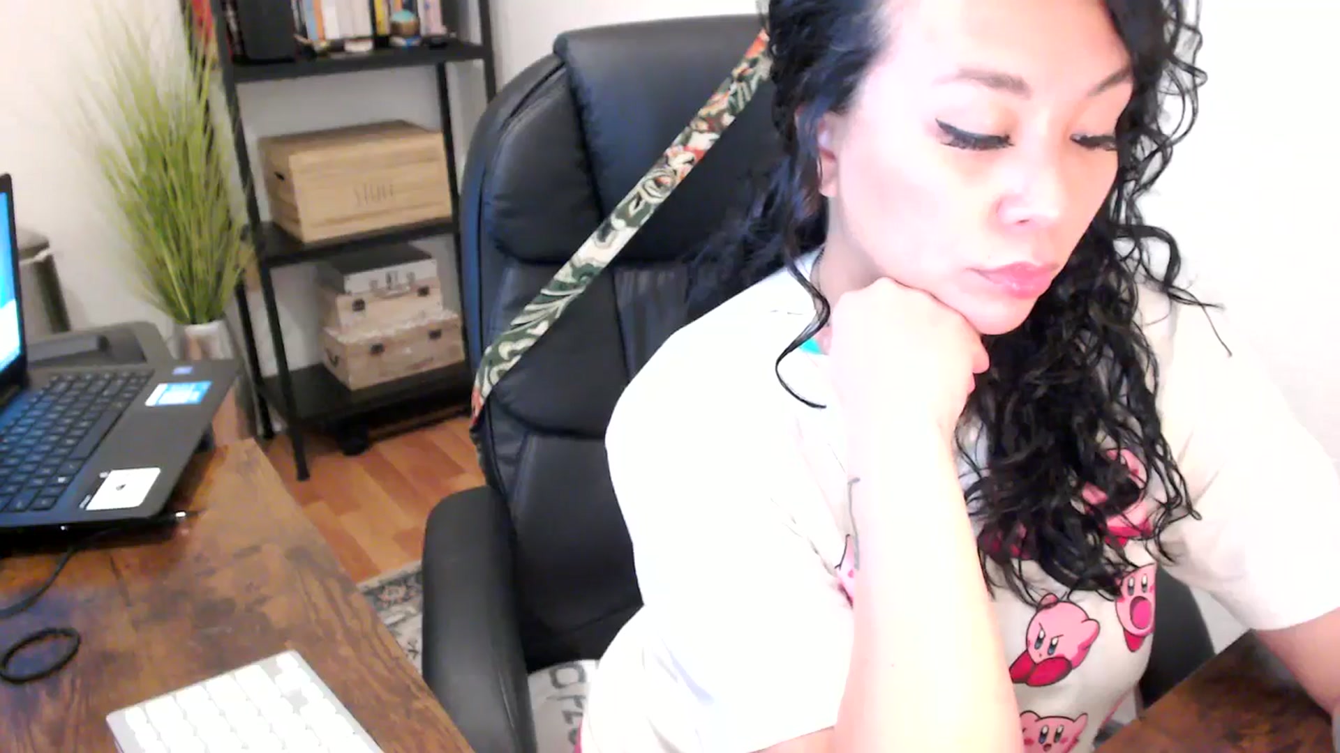 Gallery image thumbnail from MickaylaMoon's myfreecams stream on, 08/21/2024, 18:43 image 12 of 20