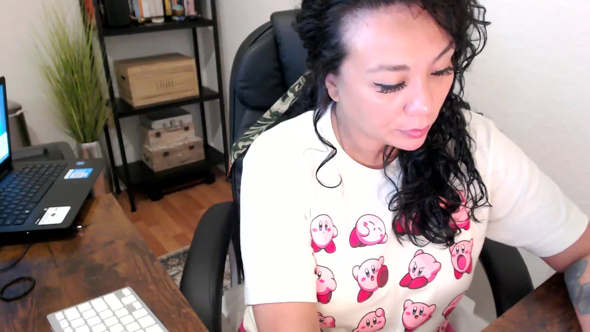 Gallery image thumbnail from MickaylaMoon's myfreecams stream on, 08/21/2024, 18:43 image 11 of 20