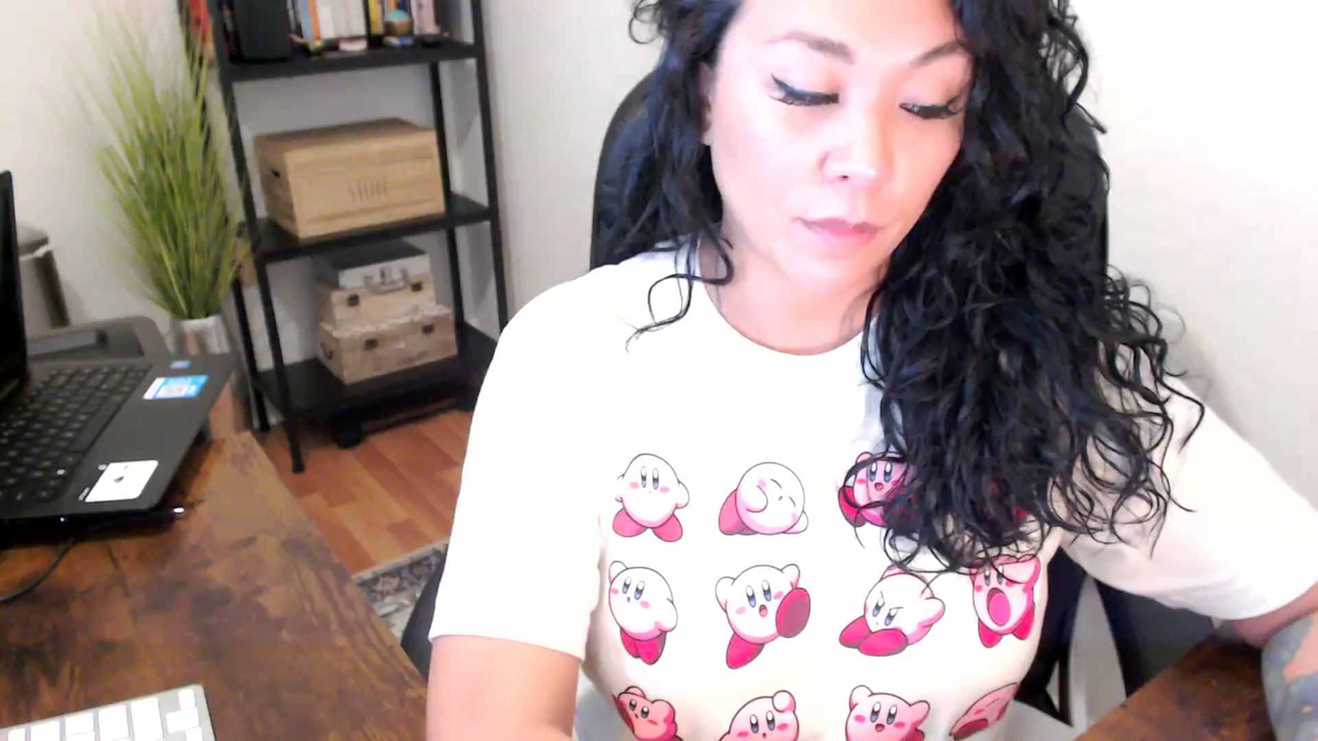 Gallery image thumbnail from MickaylaMoon's myfreecams stream on, 08/21/2024, 19:40 image 7 of 20