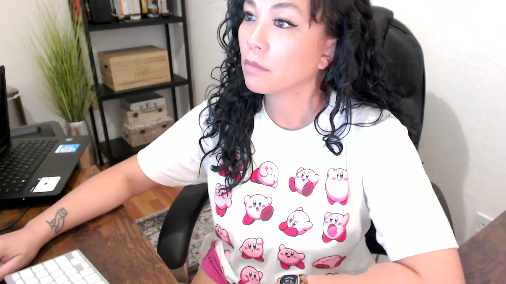 Gallery image thumbnail from MickaylaMoon's myfreecams stream on, 08/21/2024, 20:03 image 3 of 20