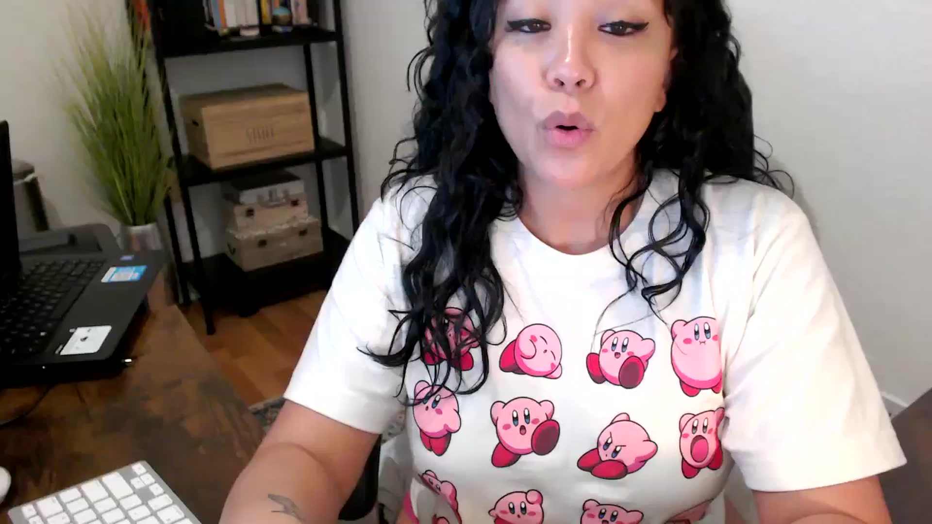 Gallery image thumbnail from MickaylaMoon's myfreecams stream on, 08/21/2024, 20:03 image 13 of 20