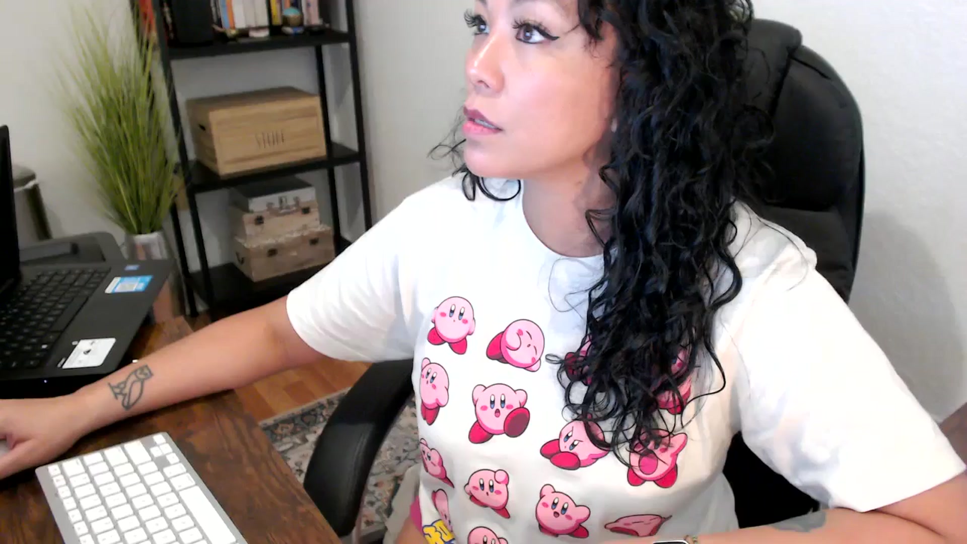 Gallery image thumbnail from MickaylaMoon's myfreecams stream on, 08/21/2024, 20:31 image 18 of 20