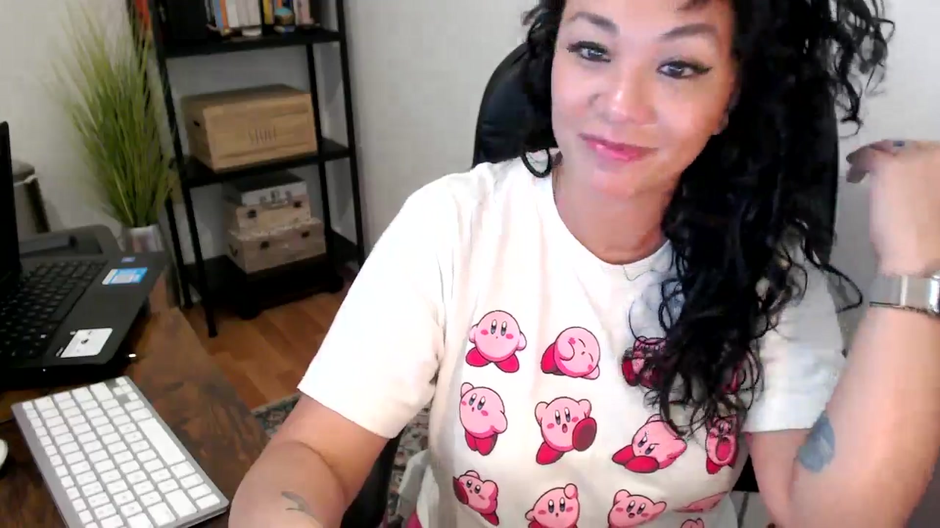 Gallery image thumbnail from MickaylaMoon's myfreecams stream on, 08/21/2024, 20:31 image 14 of 20