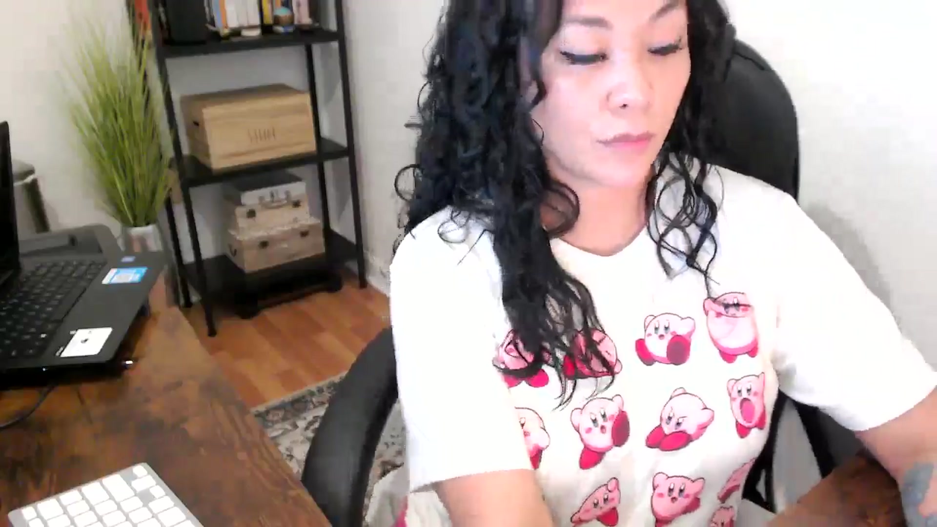 Gallery image thumbnail from MickaylaMoon's myfreecams stream on, 08/21/2024, 20:31 image 3 of 20