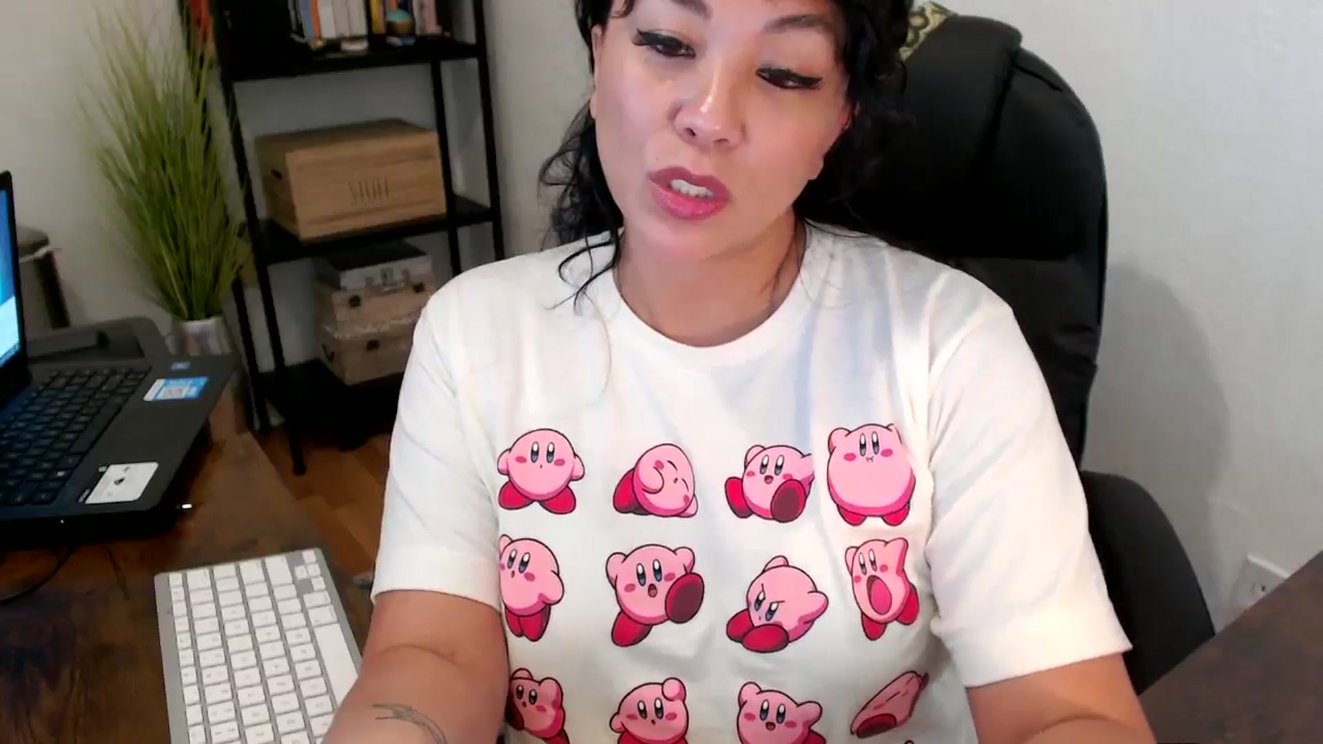 Gallery image thumbnail from MickaylaMoon's myfreecams stream on, 08/21/2024, 21:51 image 9 of 20
