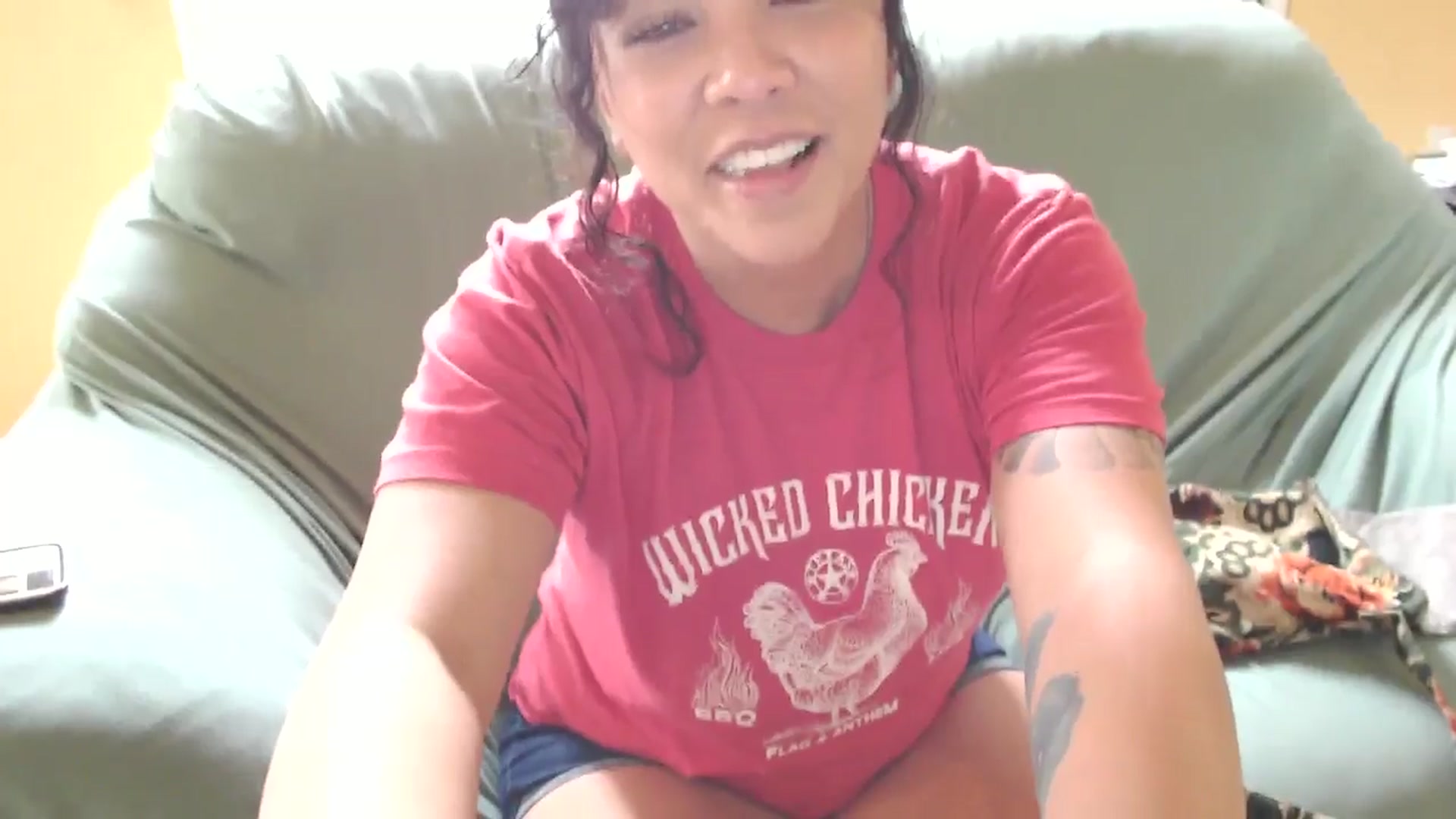 Gallery image thumbnail from MickaylaMoon's myfreecams stream on, 08/22/2024, 18:31 image 13 of 20