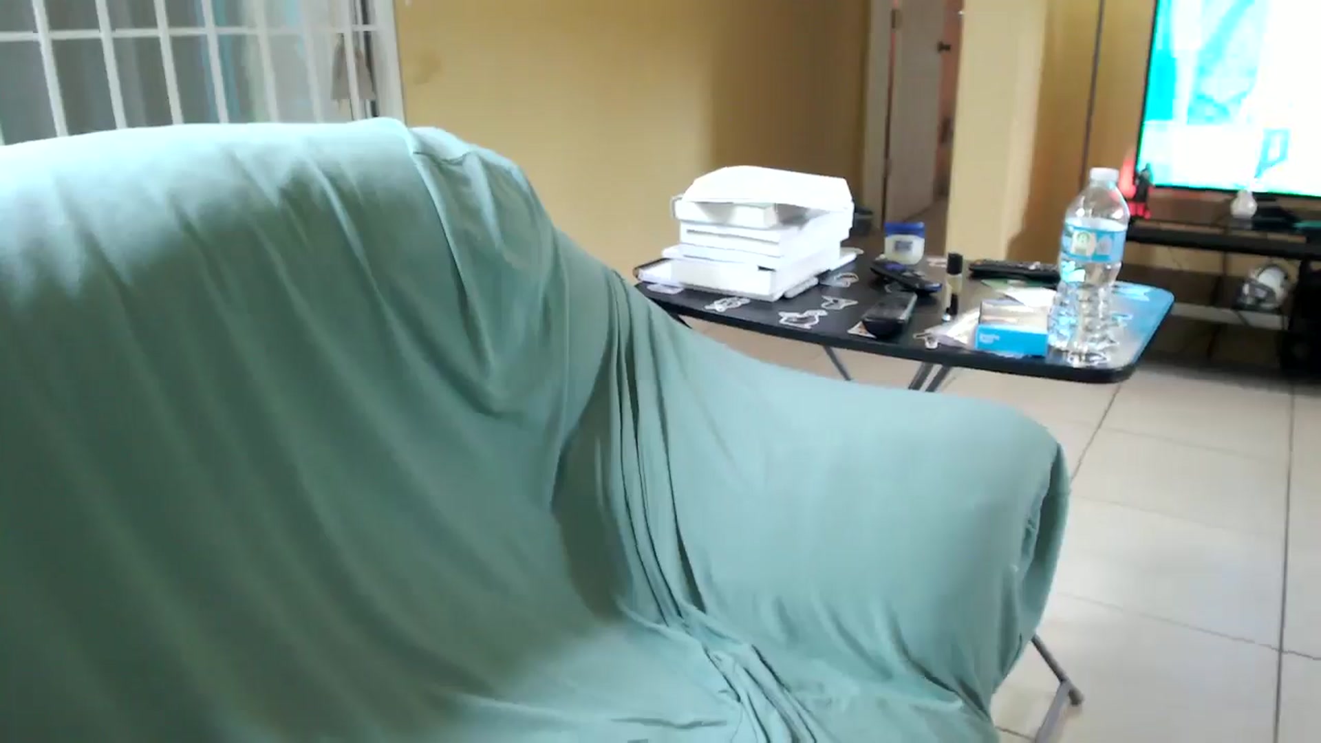 Gallery image thumbnail from MickaylaMoon's myfreecams stream on, 08/30/2024, 17:42 image 16 of 20