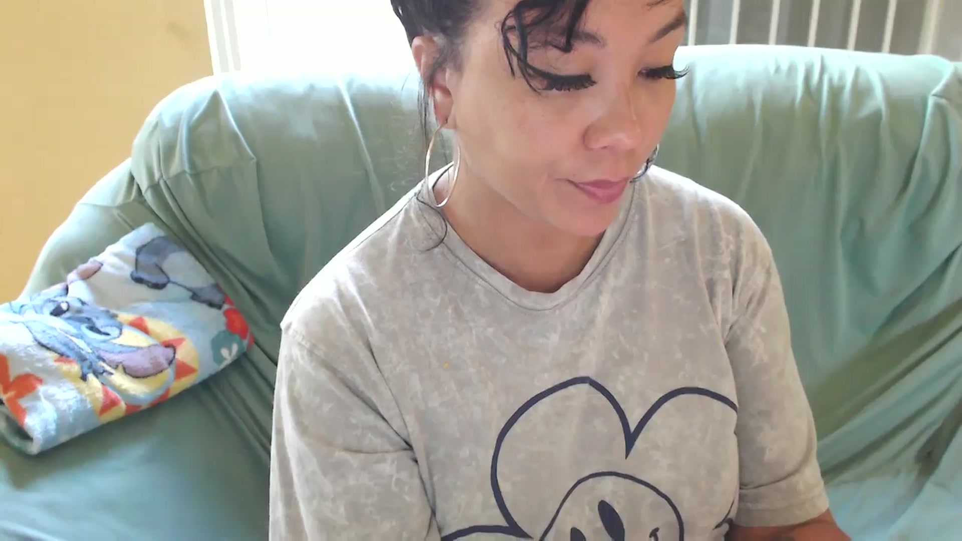 Gallery image thumbnail from MickaylaMoon's myfreecams stream on, 08/31/2024, 16:44 image 10 of 20