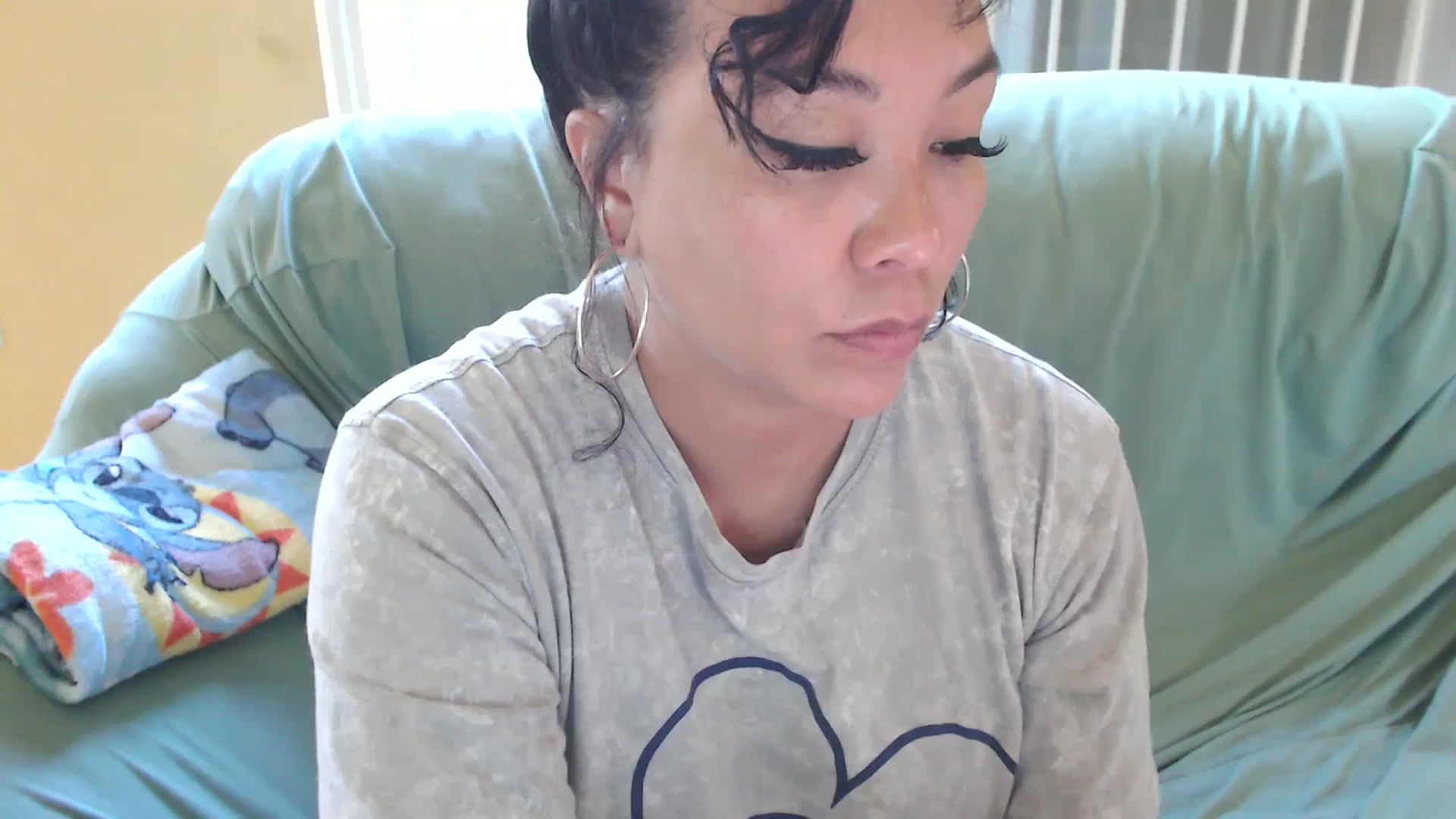 Gallery image thumbnail from MickaylaMoon's myfreecams stream on, 08/31/2024, 16:44 image 6 of 20