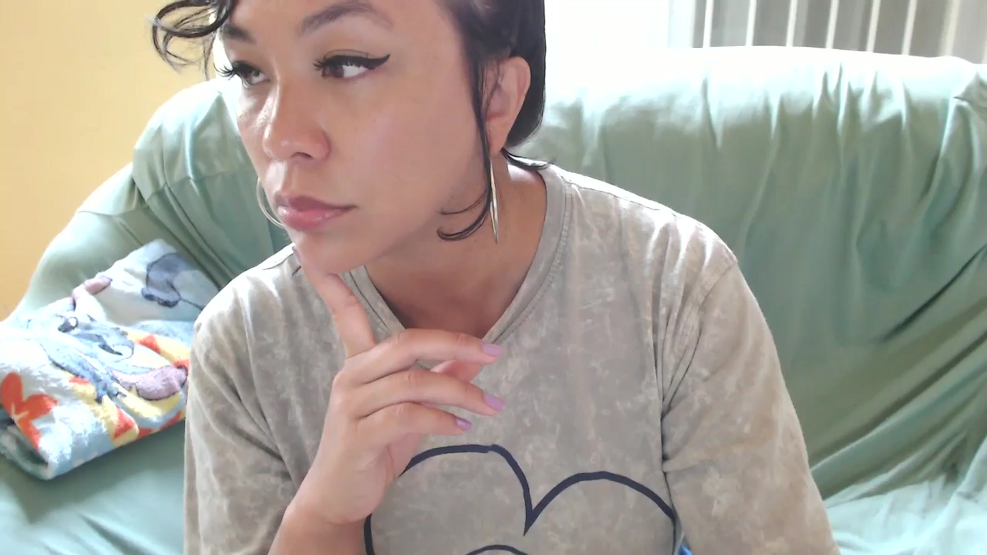 Gallery image thumbnail from MickaylaMoon's myfreecams stream on, 08/31/2024, 16:44 image 13 of 20
