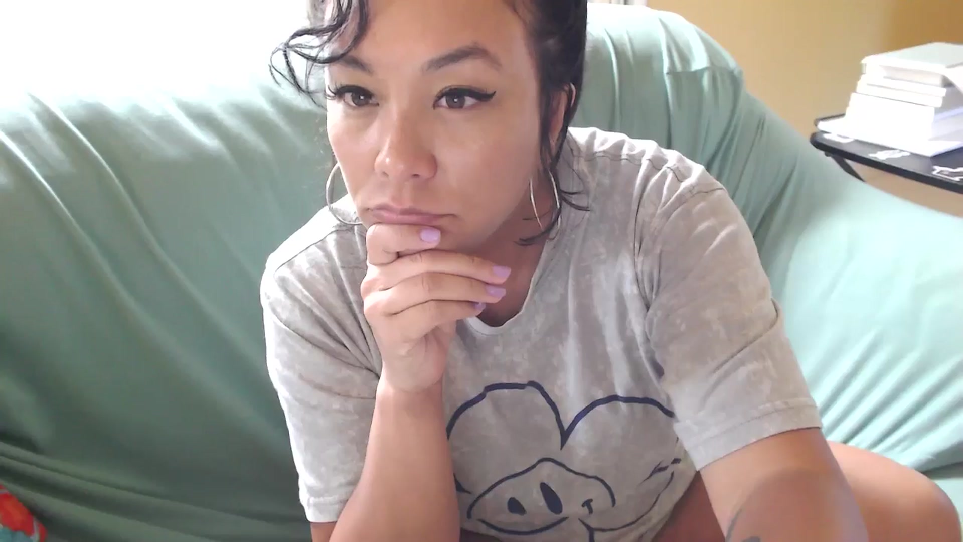 Gallery image thumbnail from MickaylaMoon's myfreecams stream on, 08/31/2024, 18:23 image 3 of 20