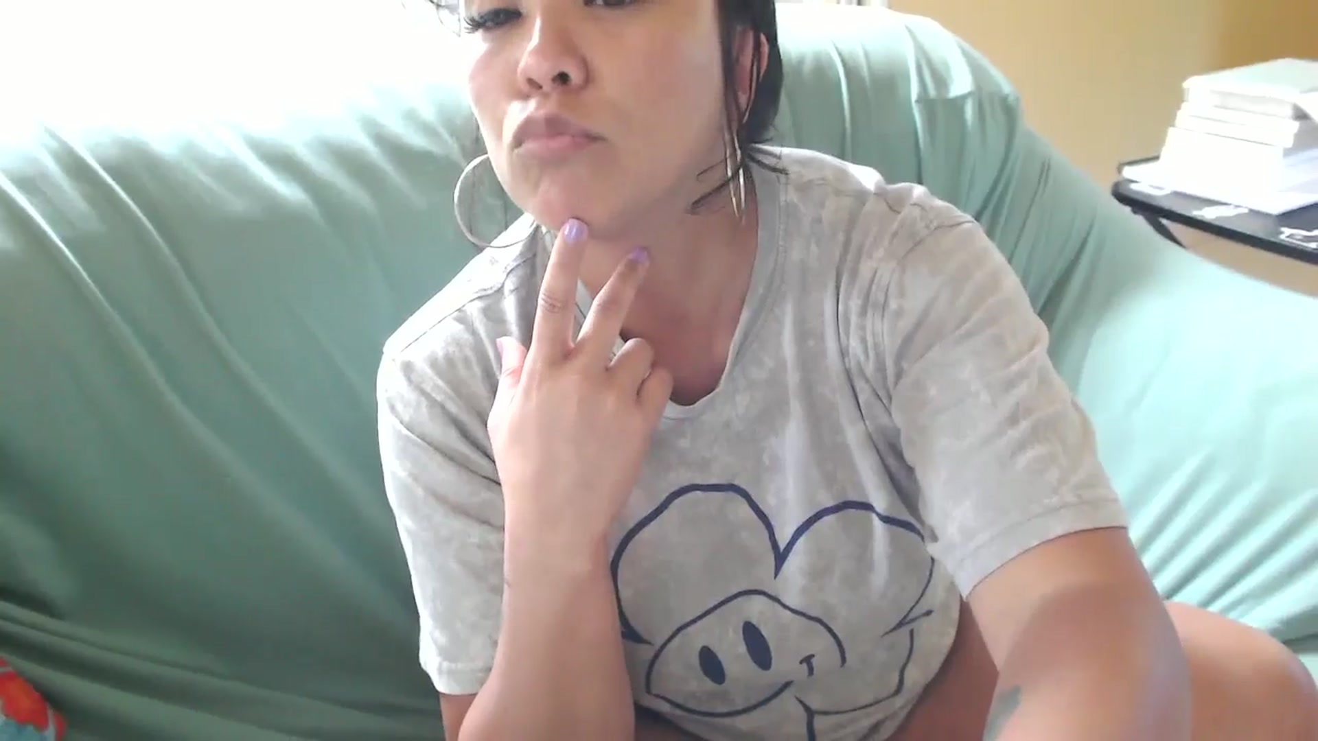 Gallery image thumbnail from MickaylaMoon's myfreecams stream on, 08/31/2024, 18:23 image 6 of 20
