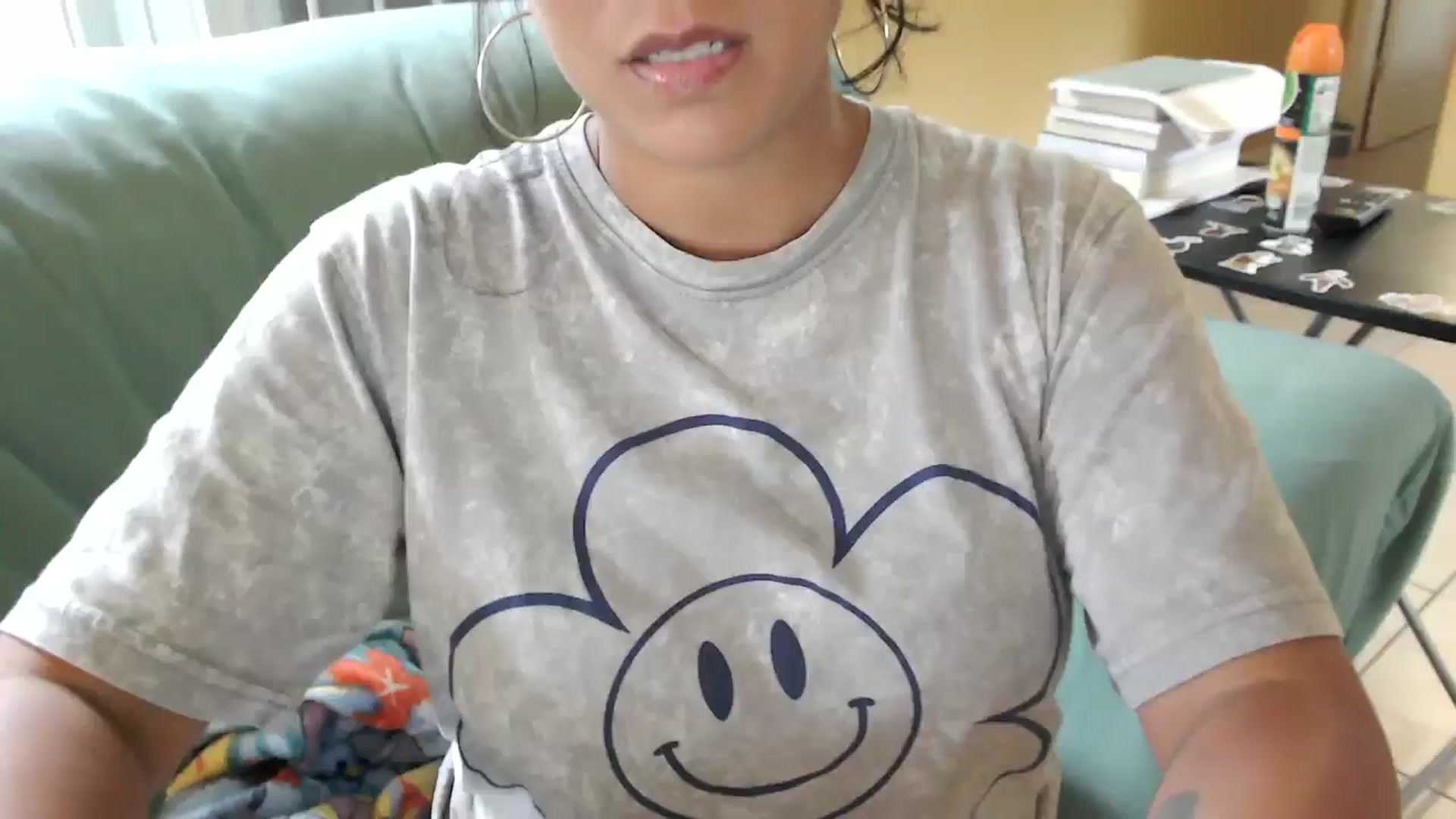 Gallery image thumbnail from MickaylaMoon's myfreecams stream on, 08/31/2024, 19:13 image 2 of 20