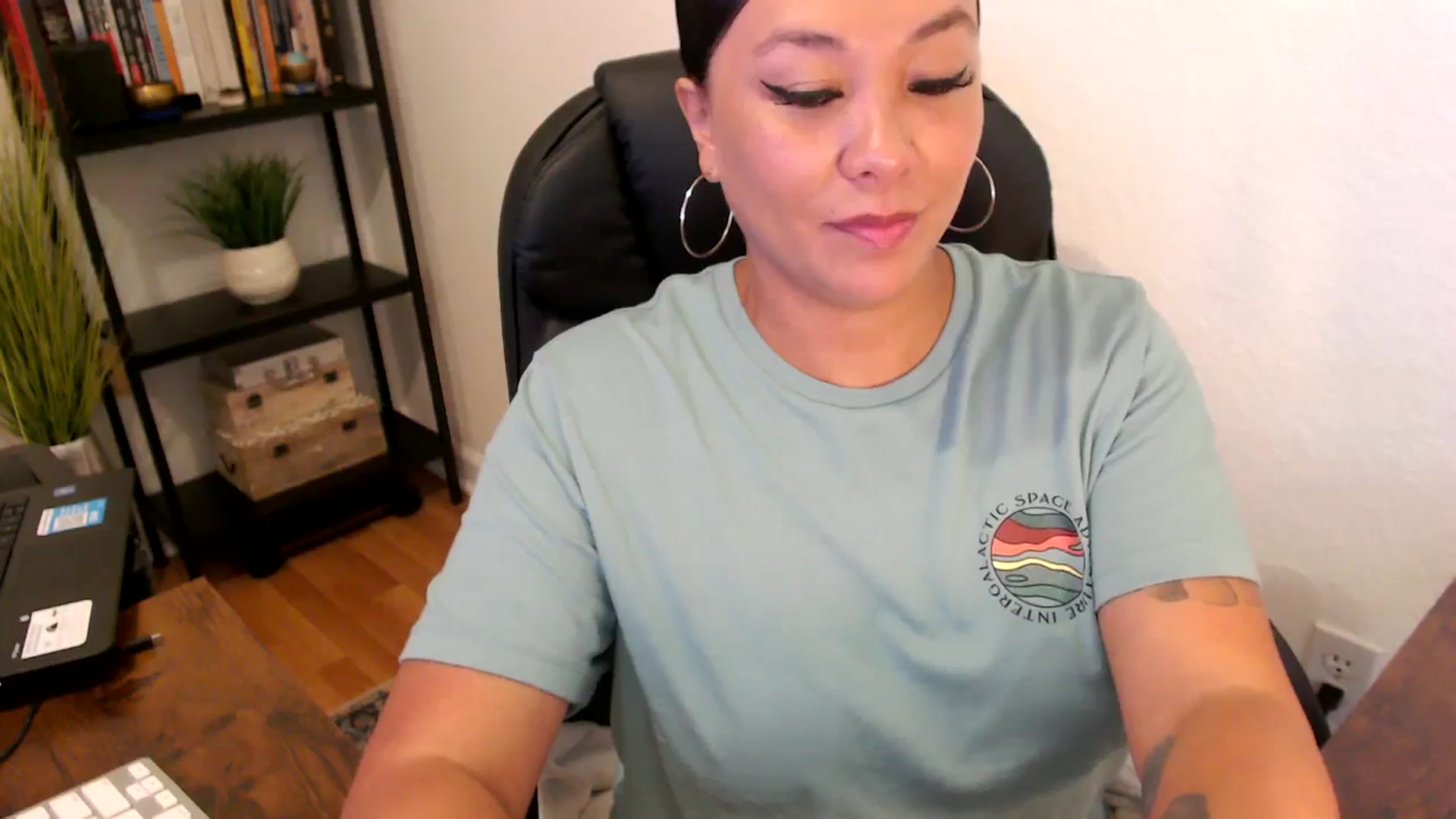 Gallery image thumbnail from MickaylaMoon's myfreecams stream on, 09/02/2024, 14:58 image 13 of 20