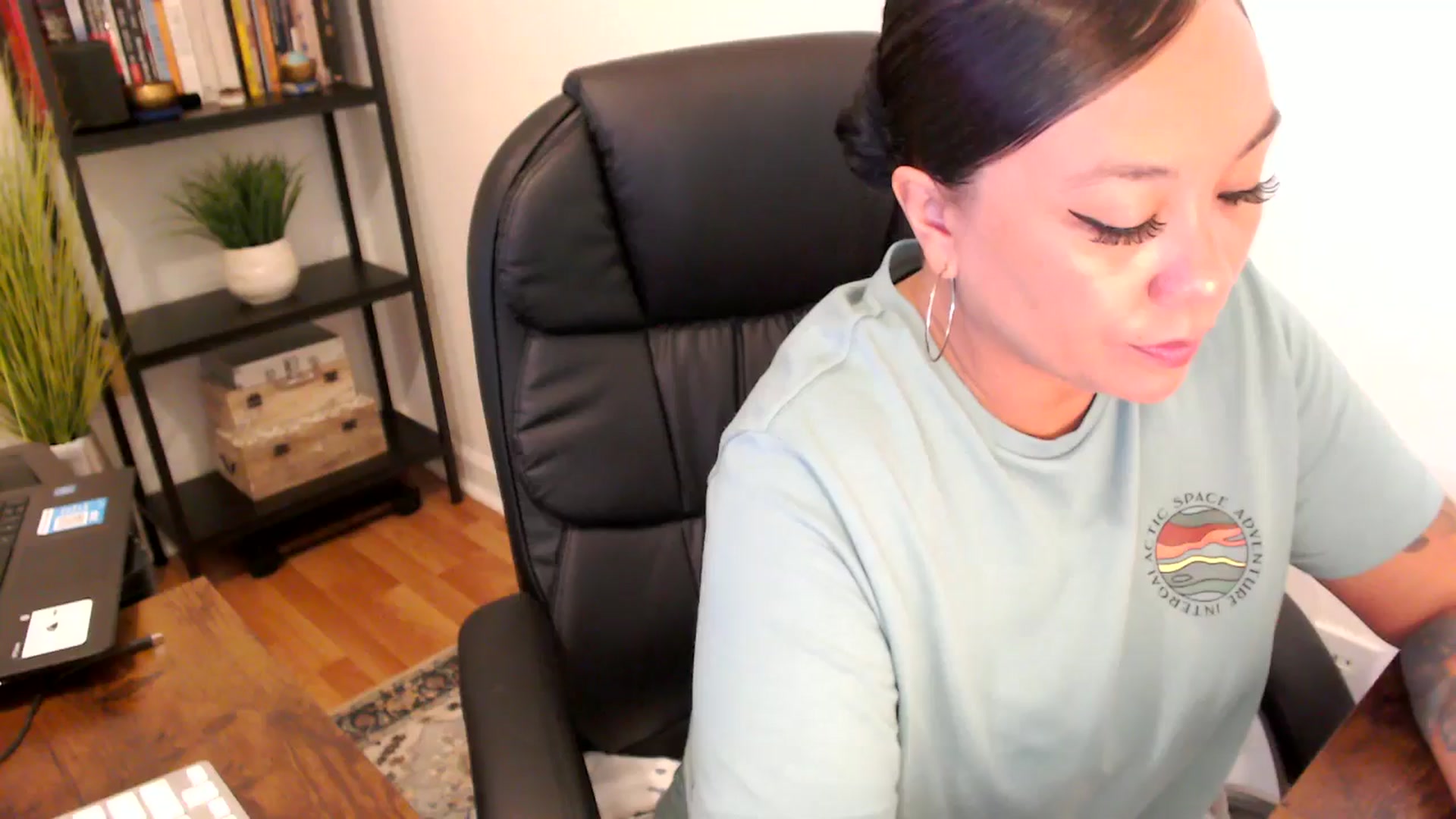 Gallery image thumbnail from MickaylaMoon's myfreecams stream on, 09/02/2024, 15:30 image 2 of 20