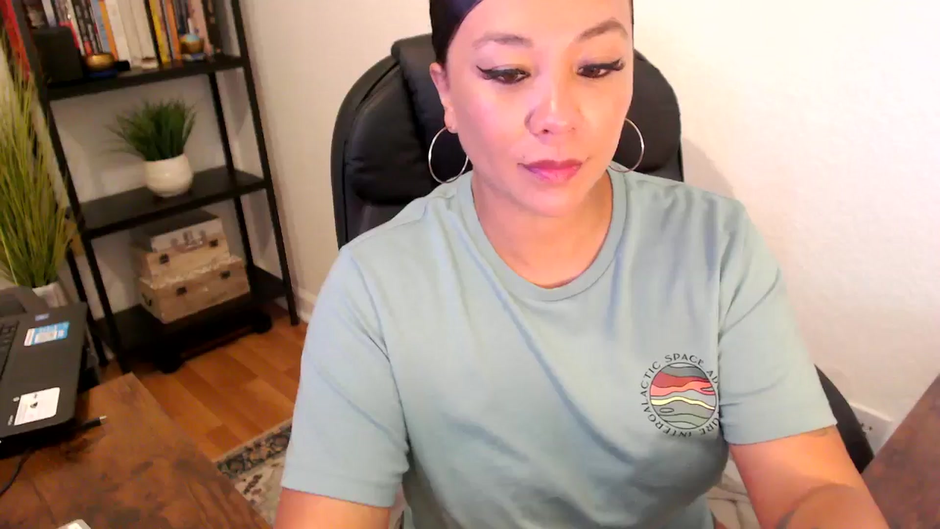 Gallery image thumbnail from MickaylaMoon's myfreecams stream on, 09/02/2024, 16:41 image 4 of 20