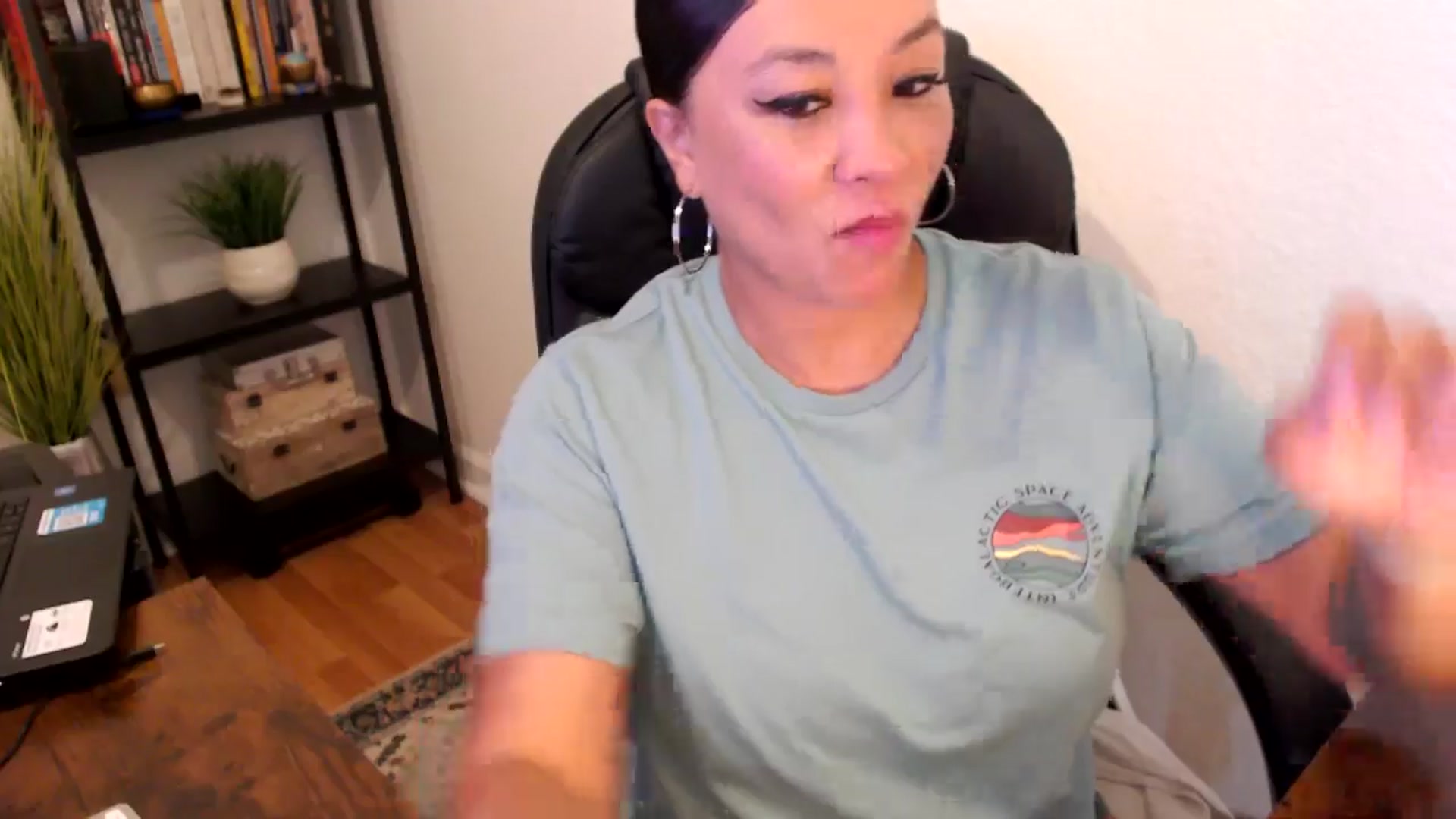 Gallery image thumbnail from MickaylaMoon's myfreecams stream on, 09/02/2024, 16:41 image 6 of 20