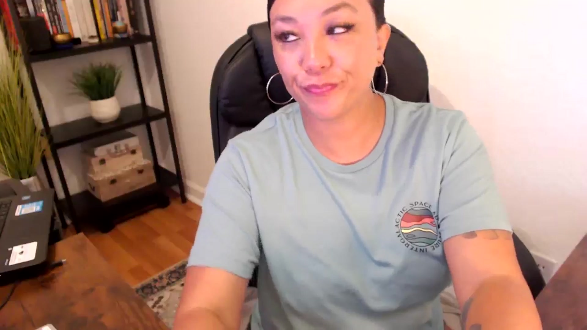 Gallery image thumbnail from MickaylaMoon's myfreecams stream on, 09/02/2024, 16:41 image 5 of 20