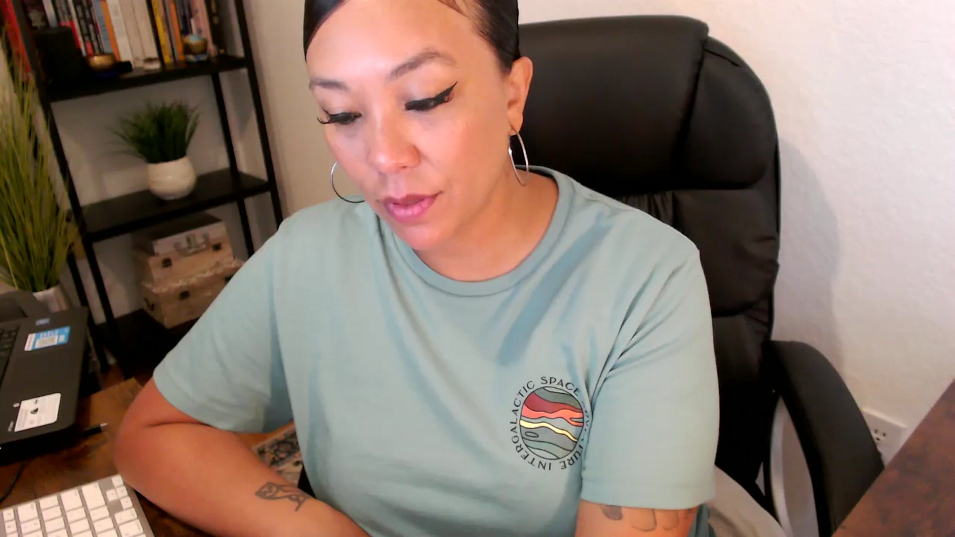 Gallery image thumbnail from MickaylaMoon's myfreecams stream on, 09/02/2024, 17:01 image 13 of 20