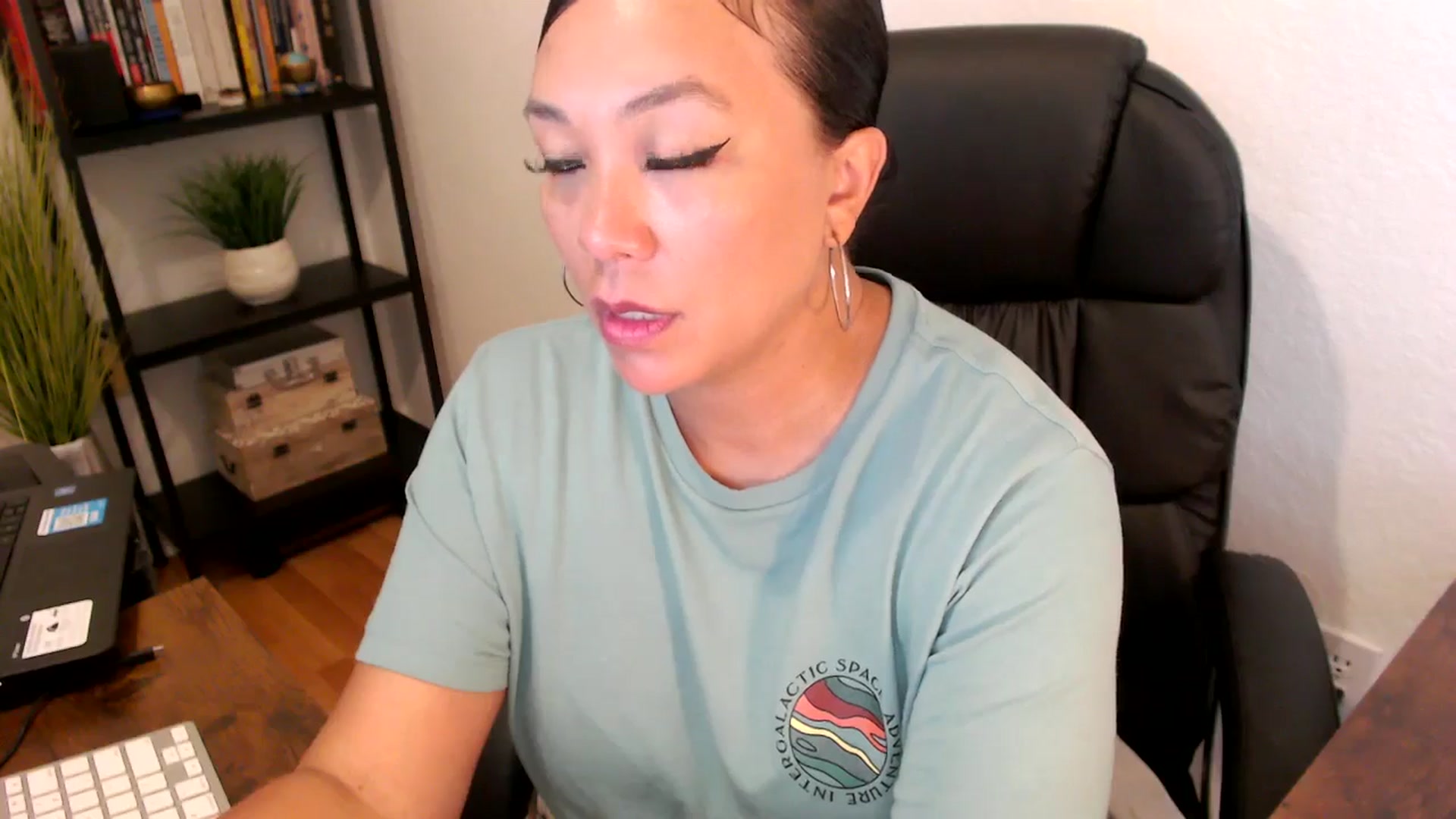 Gallery image thumbnail from MickaylaMoon's myfreecams stream on, 09/02/2024, 17:01 image 6 of 20