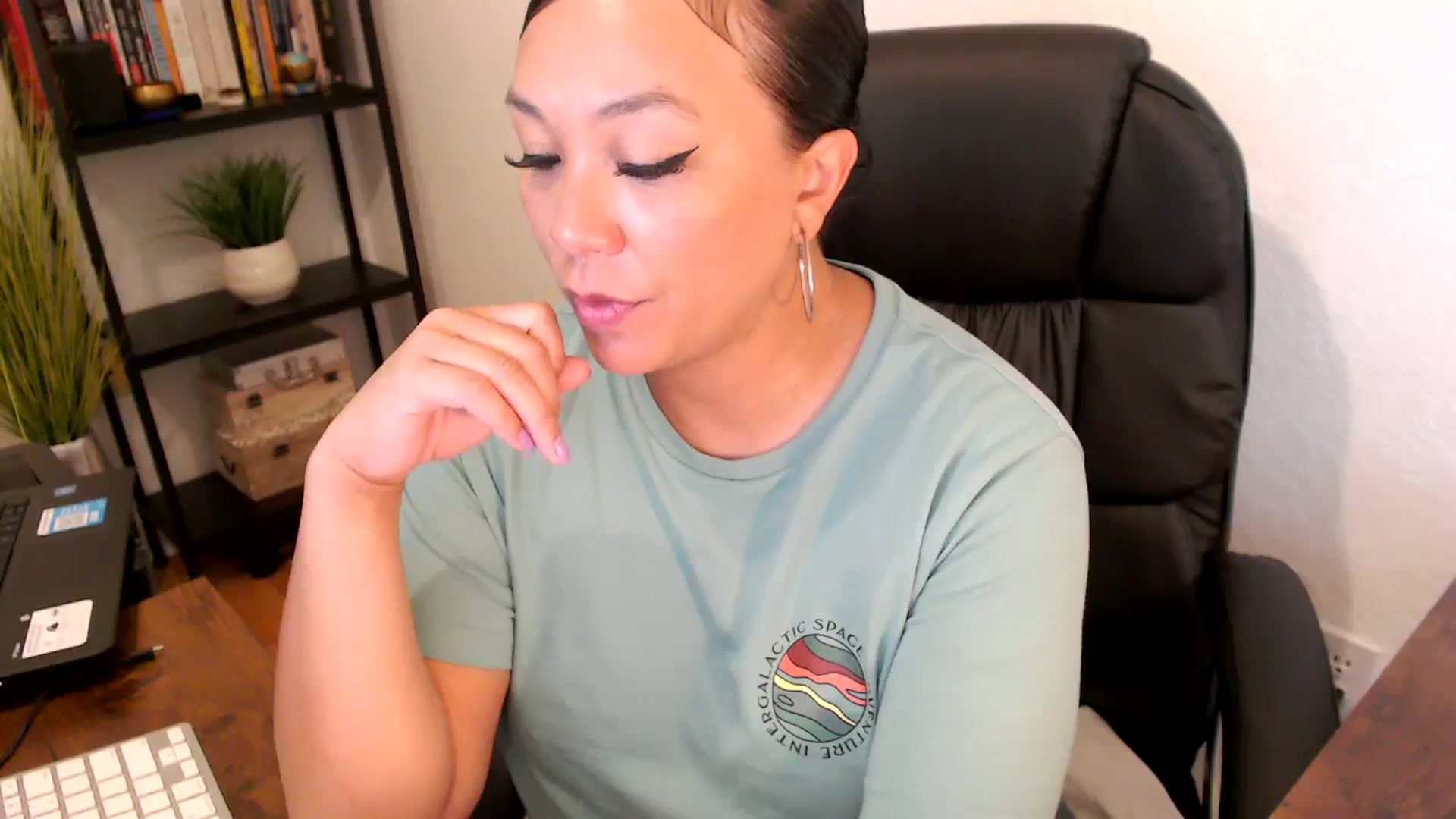 Gallery image thumbnail from MickaylaMoon's myfreecams stream on, 09/02/2024, 17:01 image 19 of 20