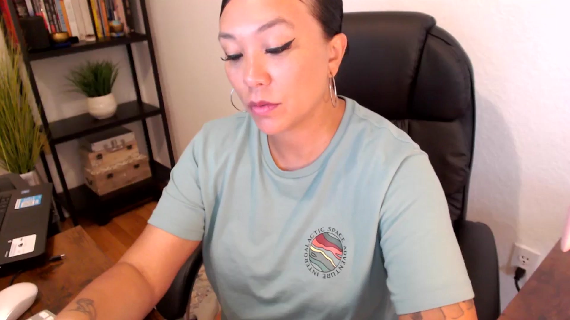 Gallery image thumbnail from MickaylaMoon's myfreecams stream on, 09/02/2024, 17:30 image 12 of 20