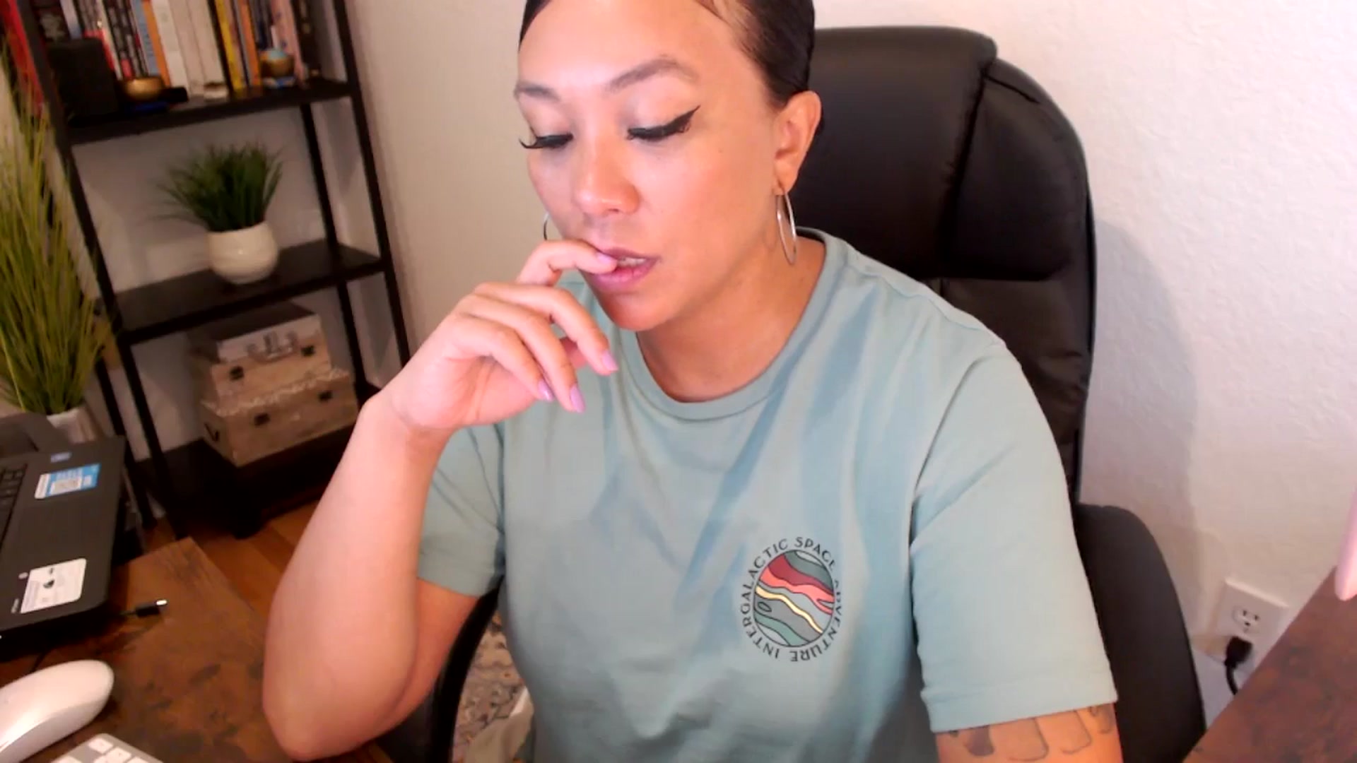 Gallery image thumbnail from MickaylaMoon's myfreecams stream on, 09/02/2024, 17:30 image 11 of 20