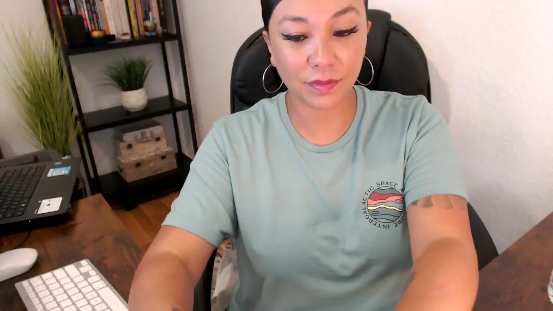 Gallery image thumbnail from MickaylaMoon's myfreecams stream on, 09/02/2024, 20:00 image 6 of 20