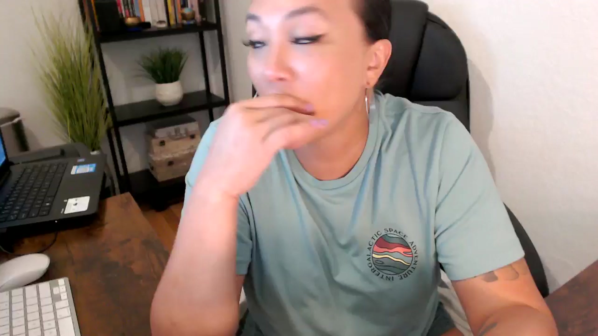 Gallery image thumbnail from MickaylaMoon's myfreecams stream on, 09/02/2024, 21:09 image 1 of 20