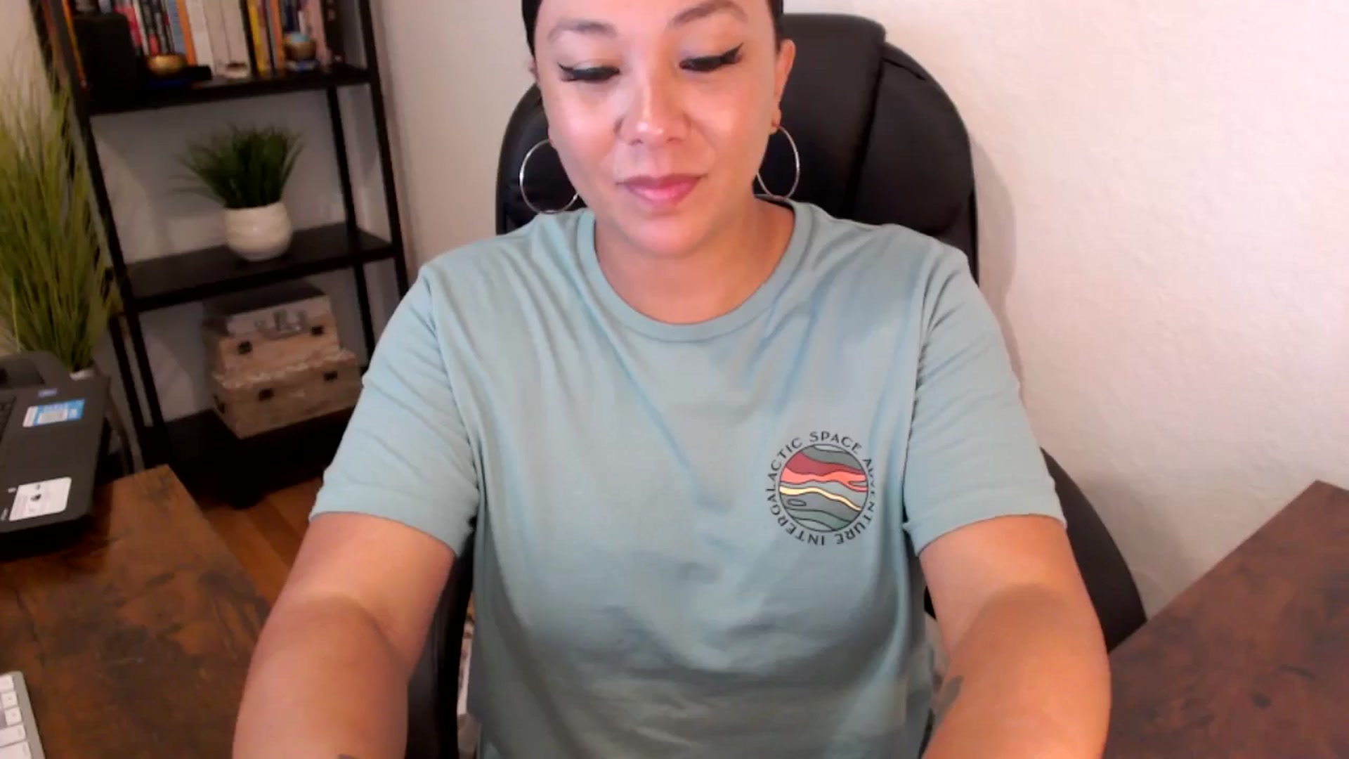Gallery image thumbnail from MickaylaMoon's myfreecams stream on, 09/02/2024, 21:09 image 7 of 20