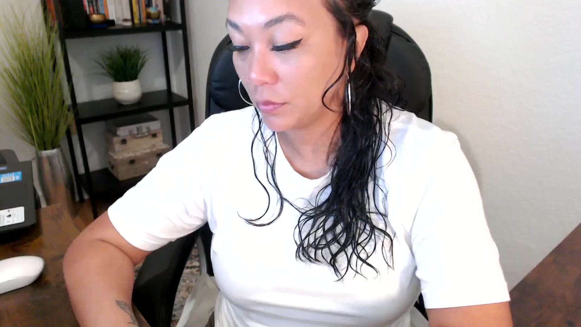 Gallery image thumbnail from MickaylaMoon's myfreecams stream on, 09/03/2024, 15:23 image 16 of 20