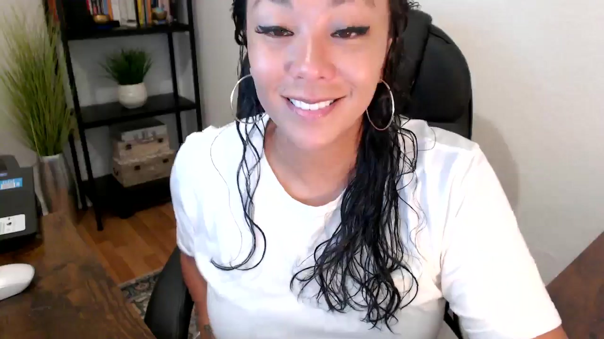 Gallery image thumbnail from MickaylaMoon's myfreecams stream on, 09/03/2024, 16:15 image 7 of 20